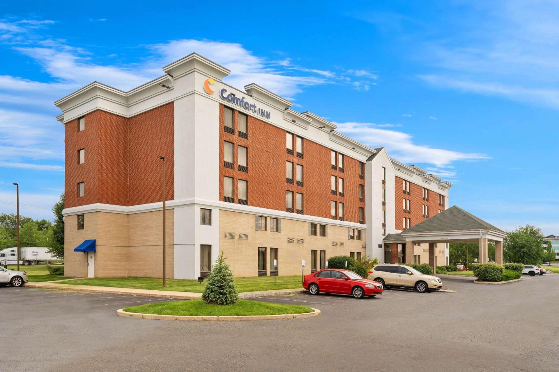 Comfort Inn Lehigh Valley West — hotel in Fogelsville