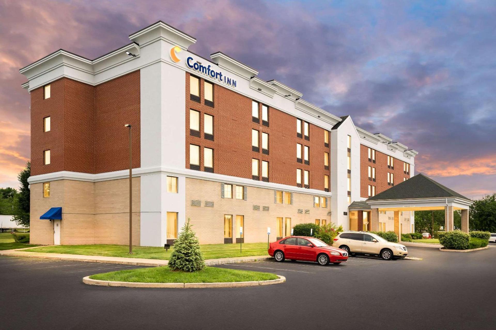 Comfort Inn Lehigh Valley West photo 7