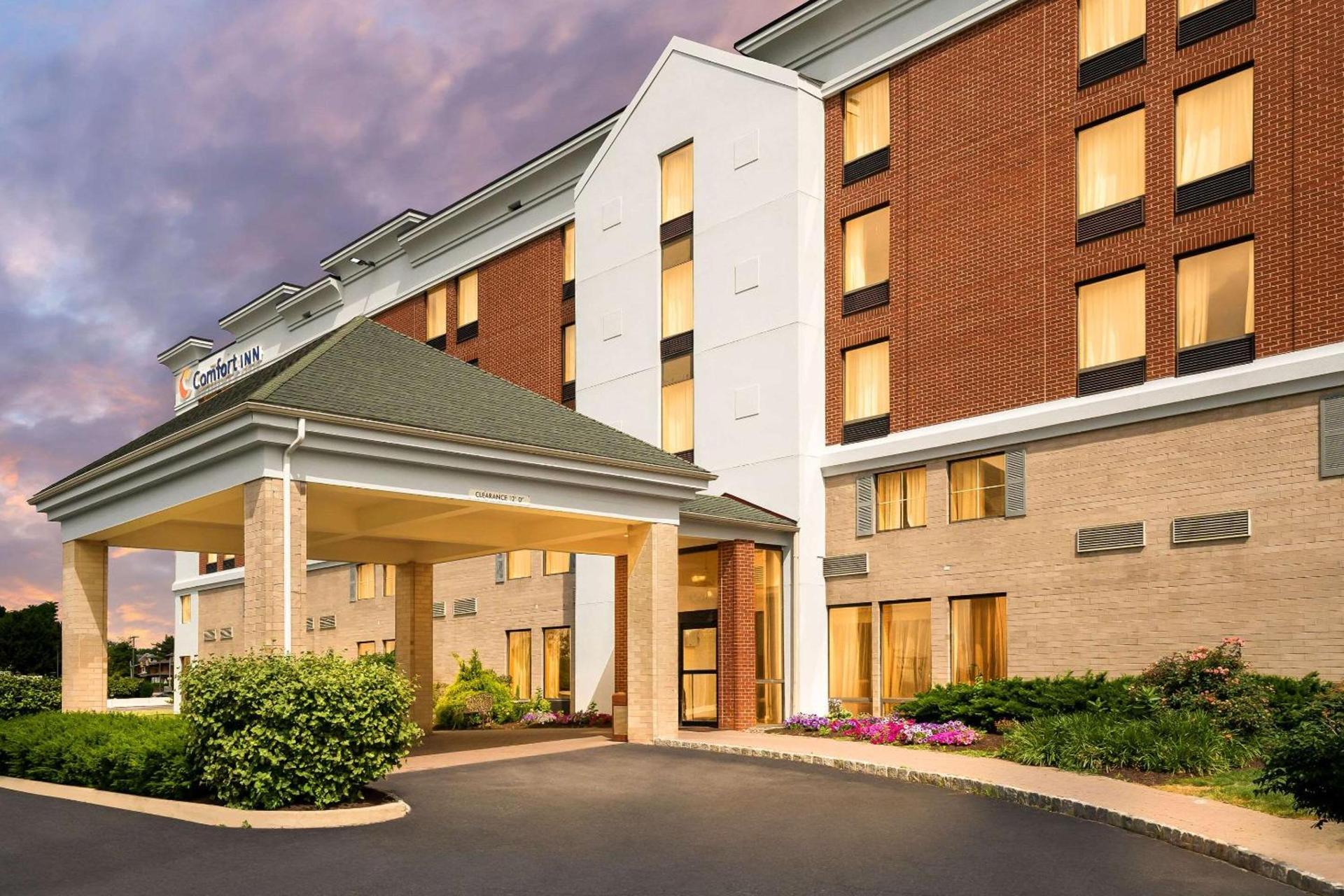 Comfort Inn Lehigh Valley West photo 9