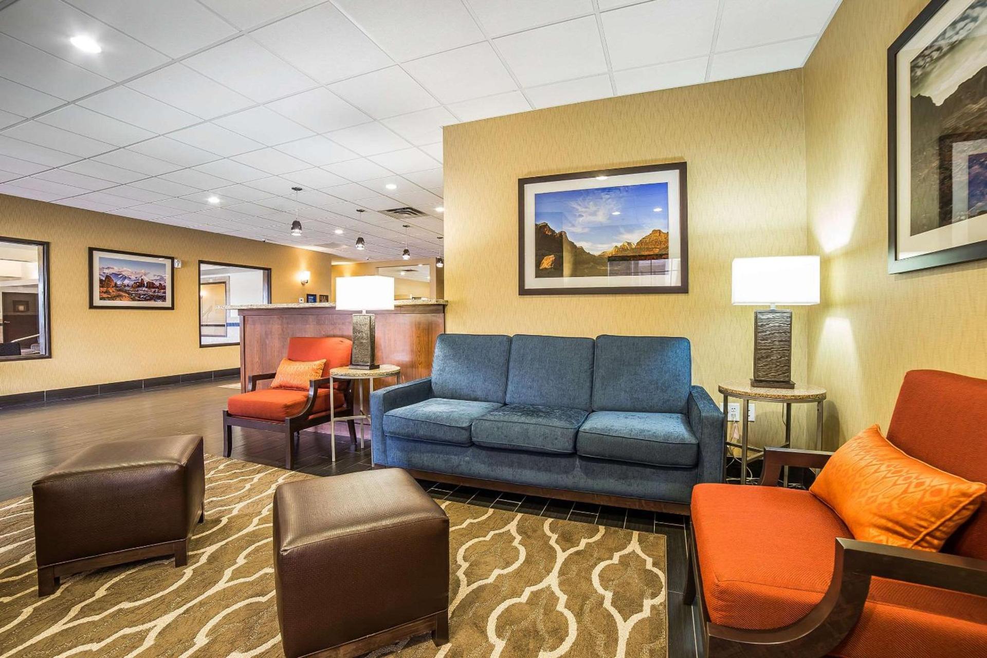 Comfort Inn Ballard-Roosevelt photo 6
