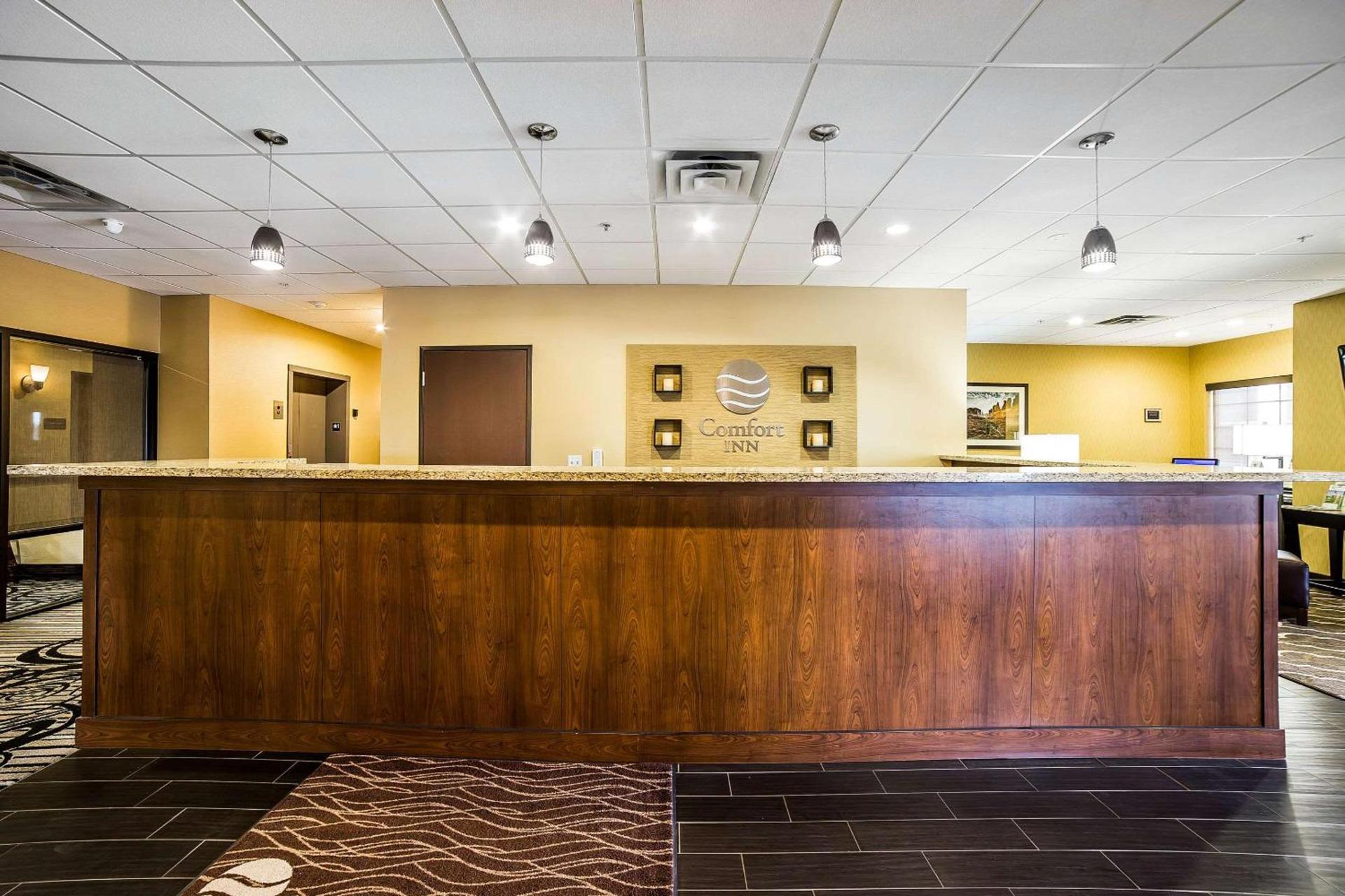 Comfort Inn Ballard-Roosevelt photo 5