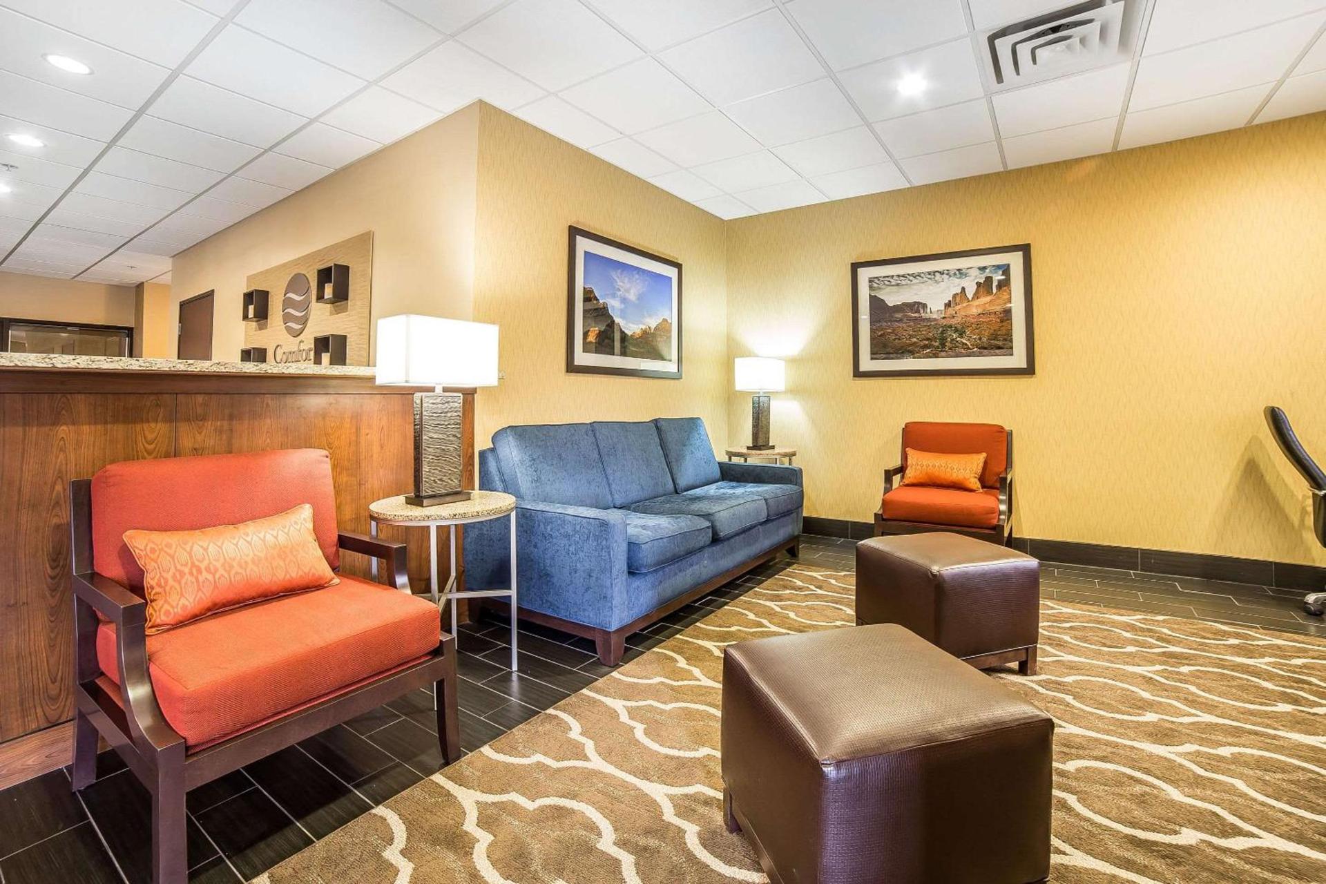 Comfort Inn Ballard-Roosevelt photo 7