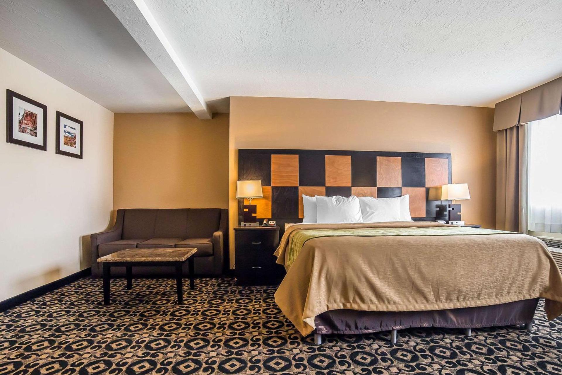 Comfort Inn Ballard-Roosevelt photo 32