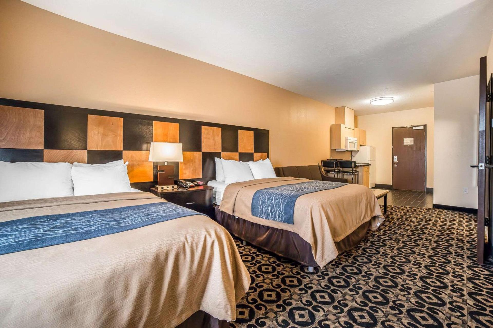 Comfort Inn Ballard-Roosevelt photo 35