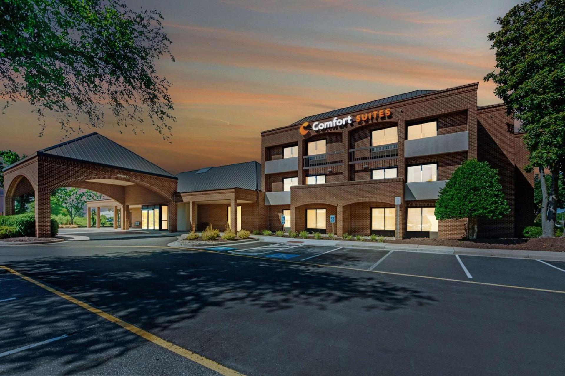 Comfort Suites Chesapeake - Norfolk photo 26