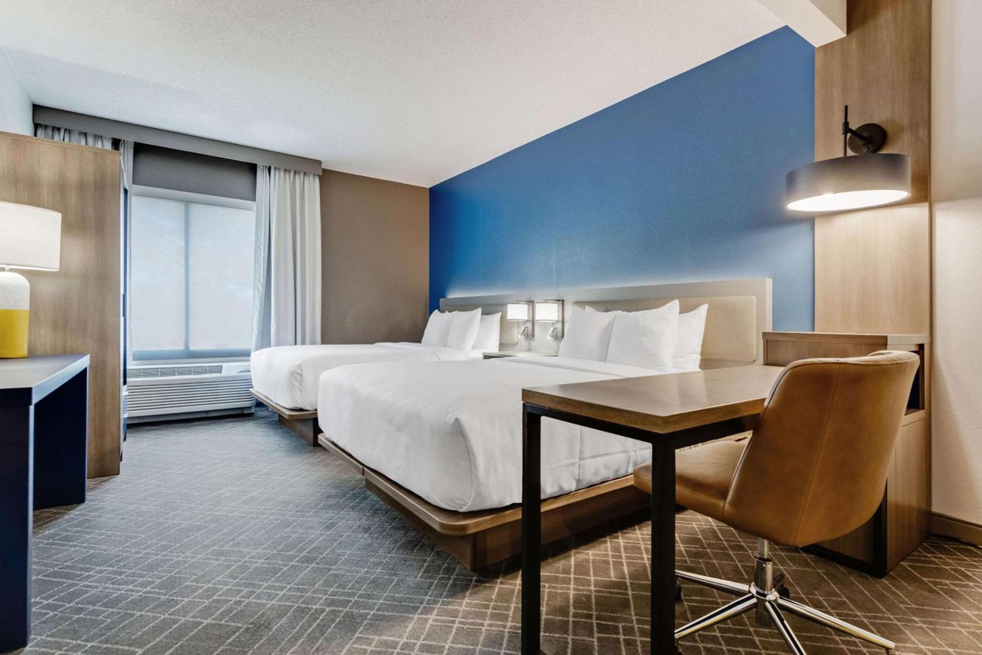 Comfort Suites Chesapeake - Norfolk photo 16