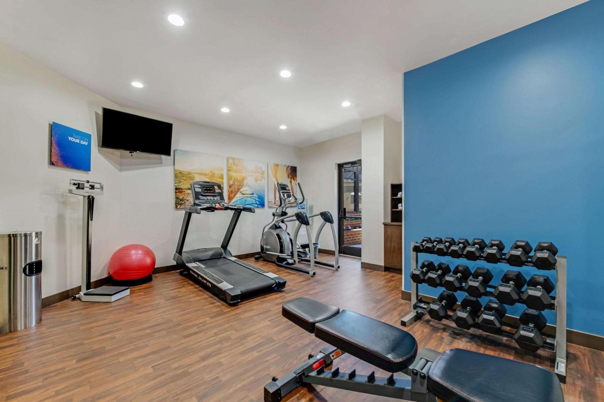 Comfort Suites Chesapeake - Norfolk photo 24
