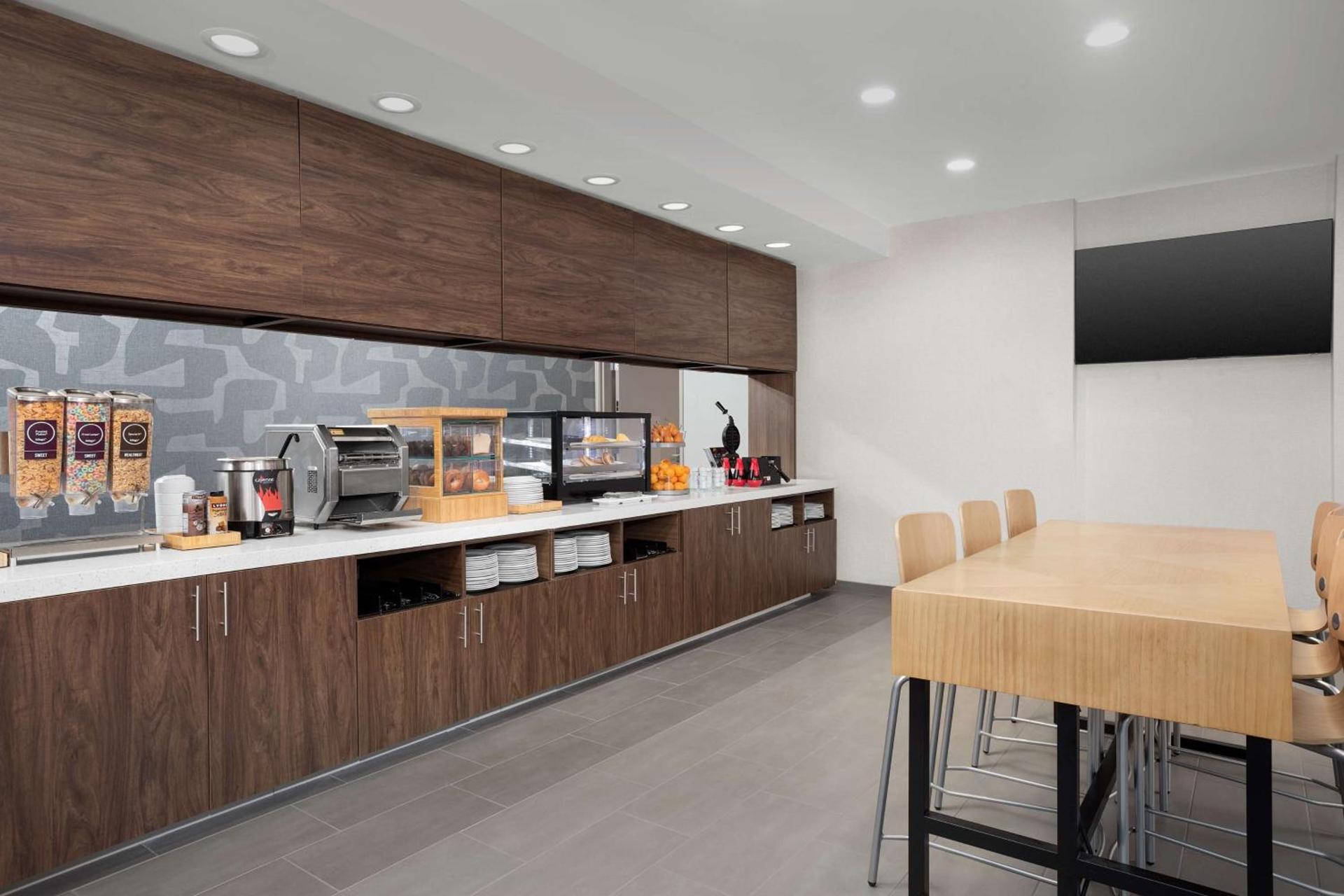 Home2 Suites By Hilton Lubbock University photo 11