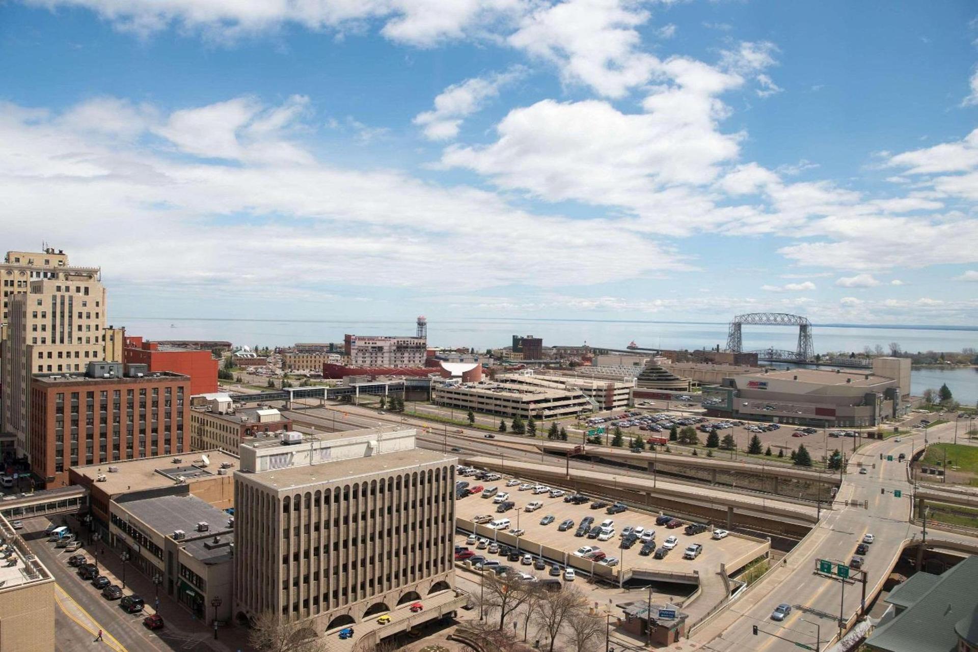Radisson Hotel Duluth-Harborview photo 4