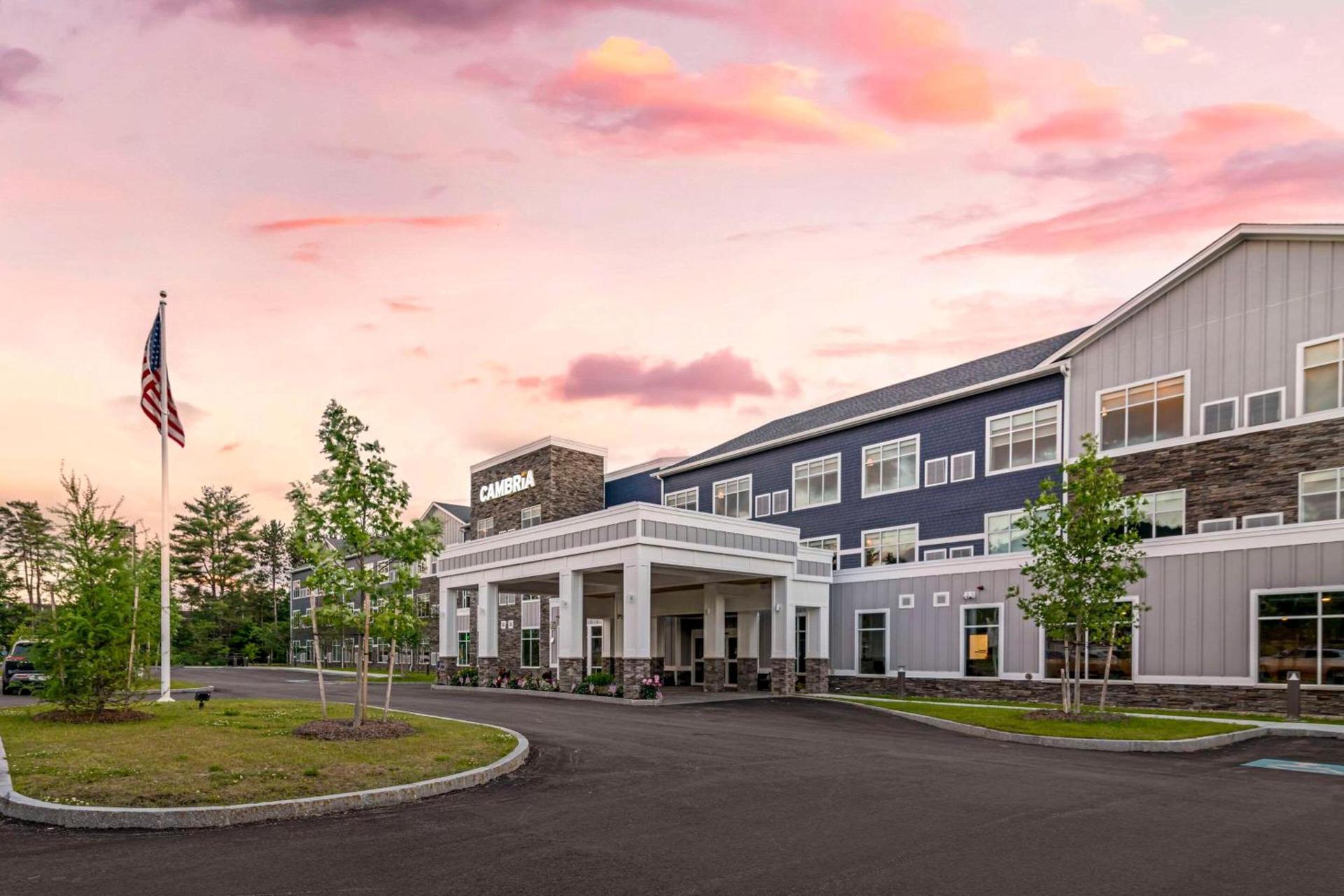 Cambria Hotel North Conway photo 3