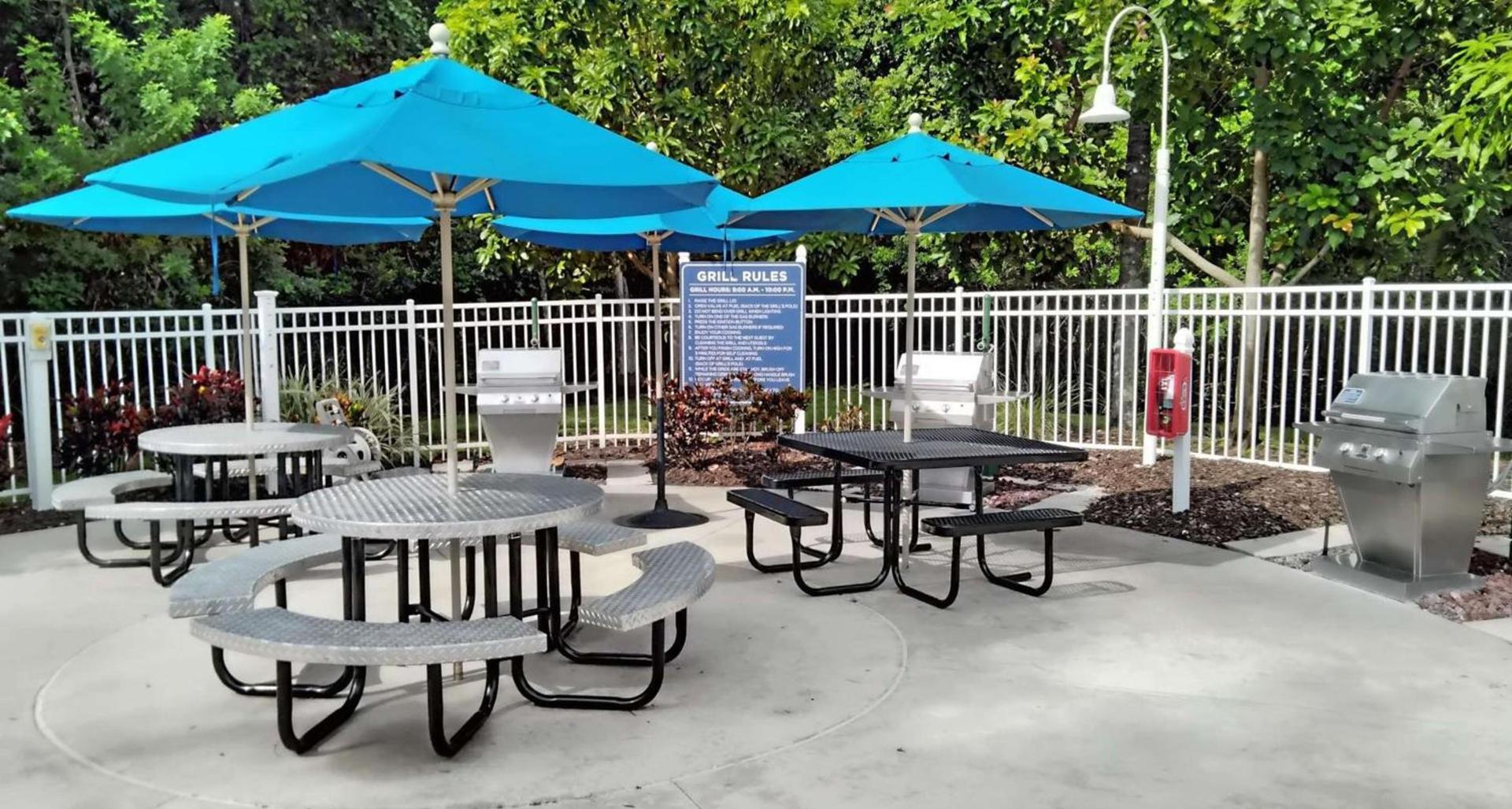 Hilton Vacation Club Cypress Pointe Orlando photo 4