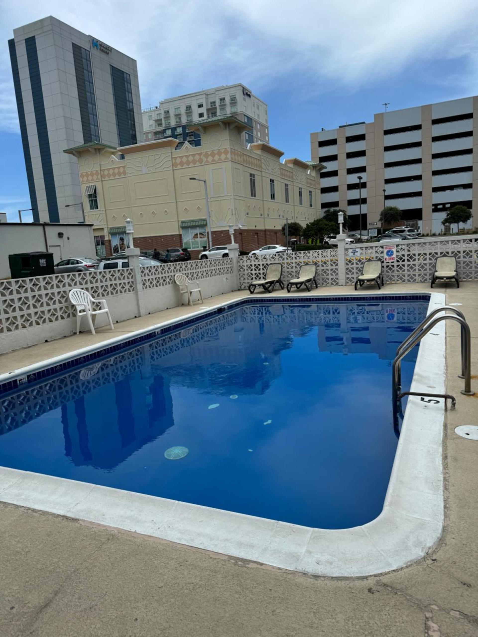 Atlantic Inn photo 2