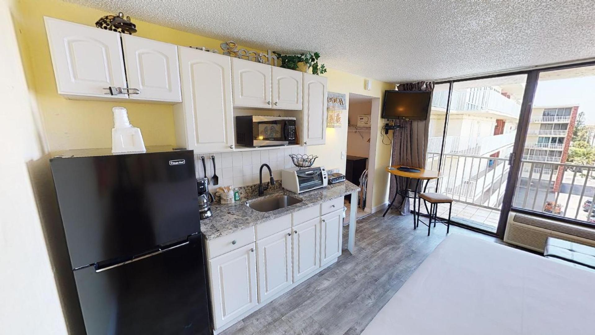 Island Inn Beach Resort photo 51