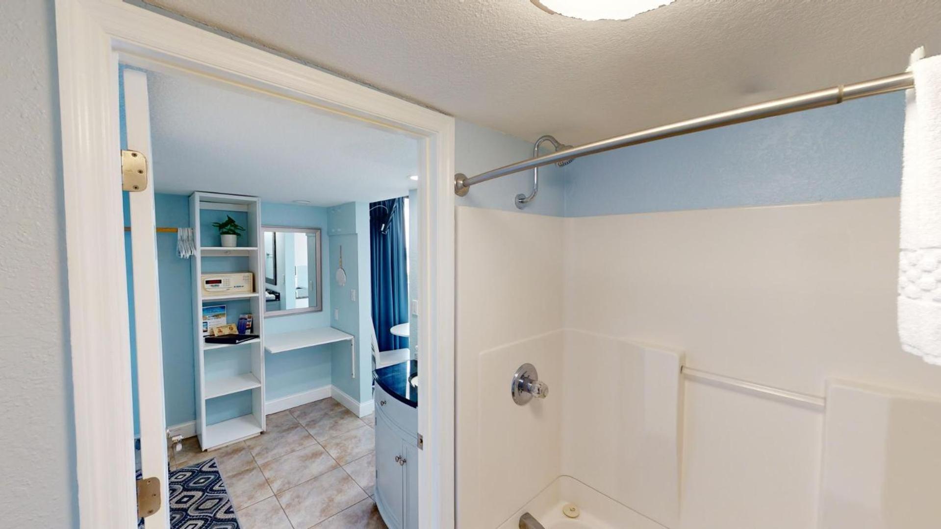 Island Inn Beach Resort photo 73