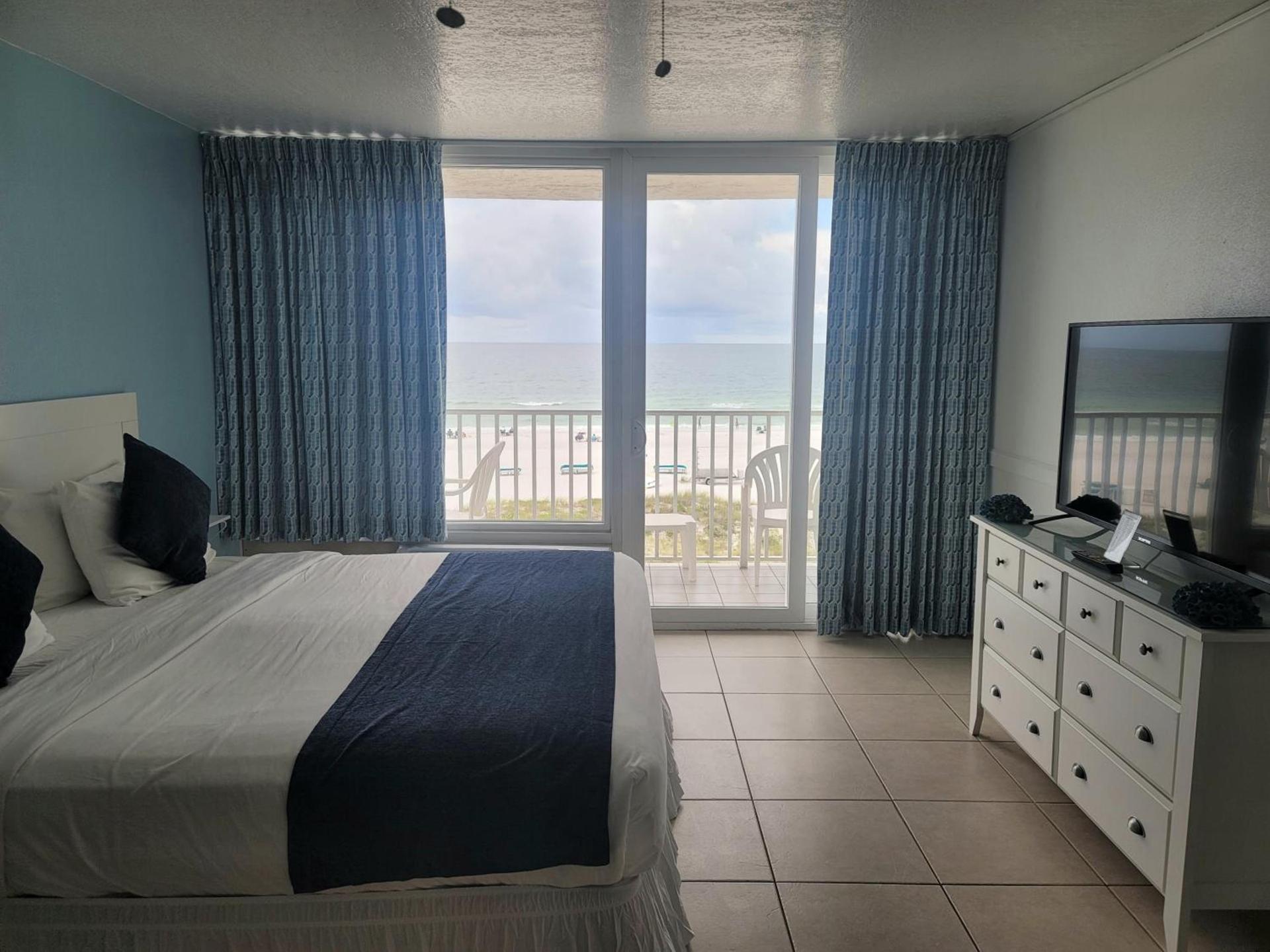 Island Inn Beach Resort photo 75