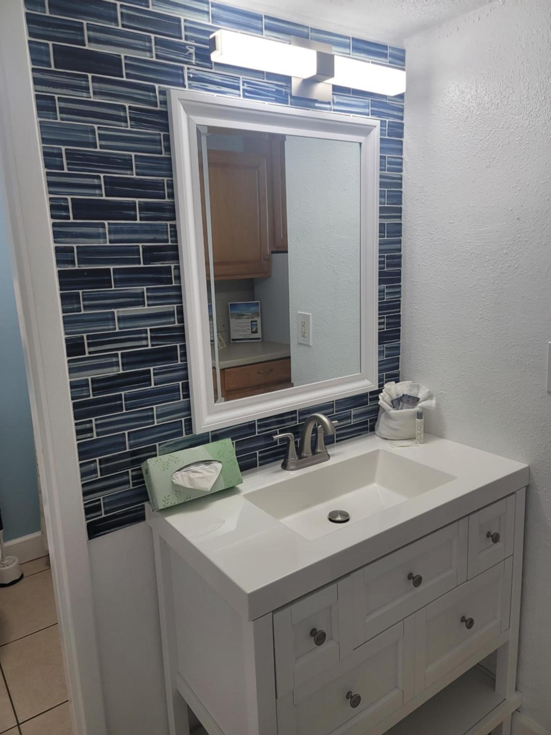 Island Inn Beach Resort photo 78
