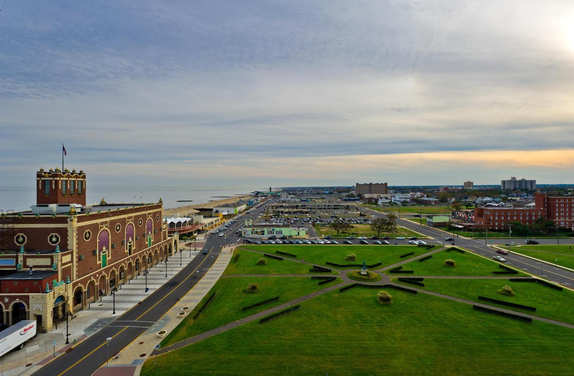 Berkeley Oceanfront Hotel photo 16