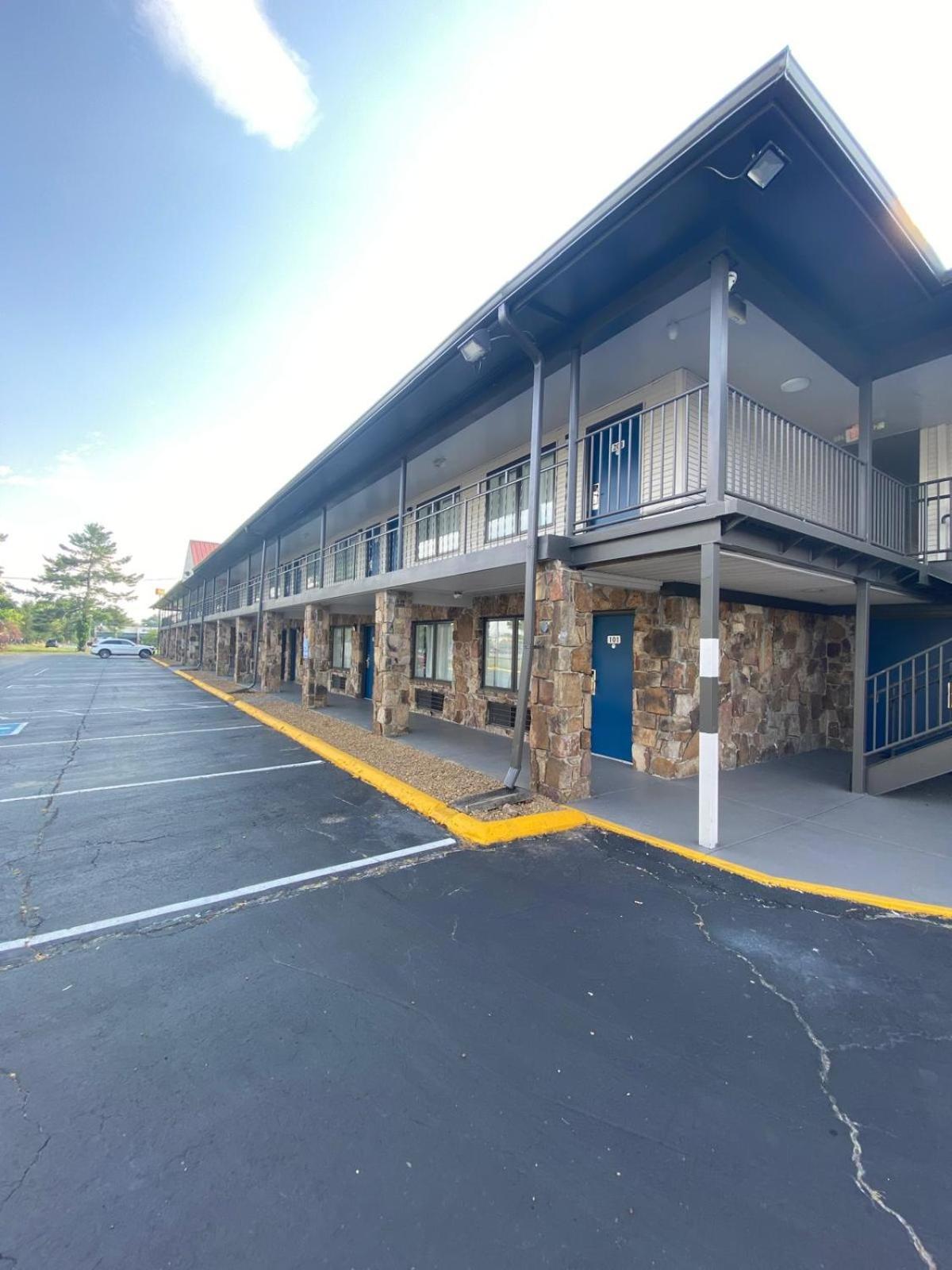 Motel 6 Manchester TN photo 32
