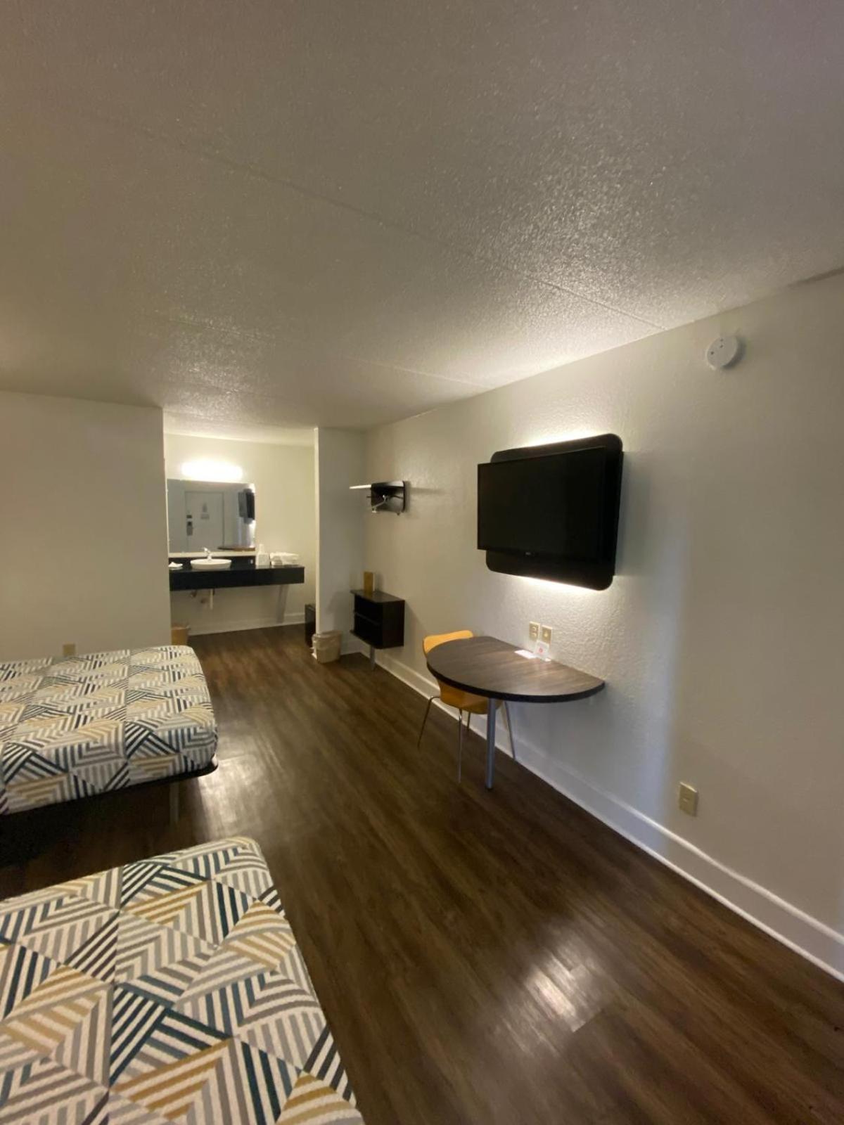 Motel 6 Manchester TN photo 34