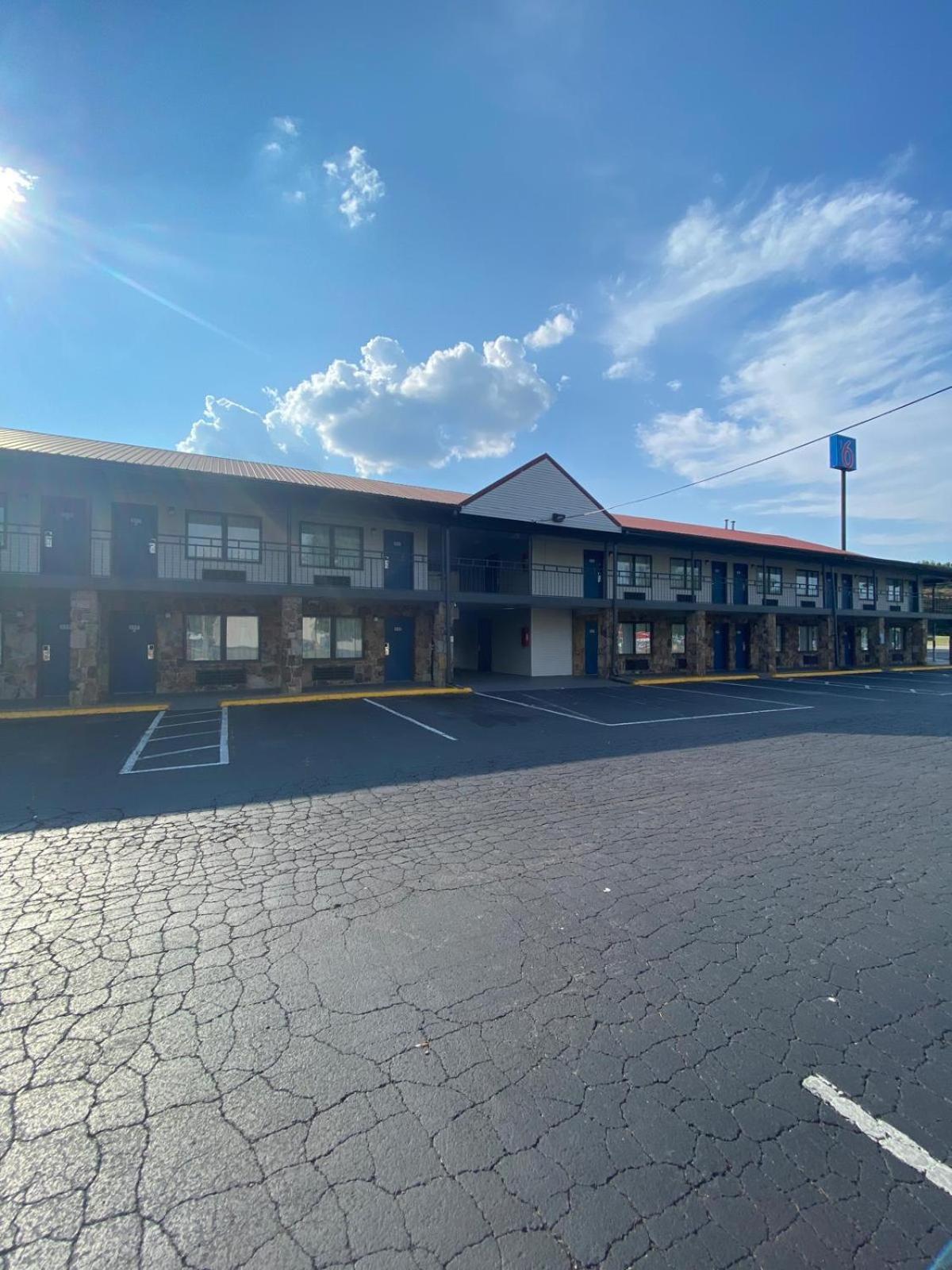 Motel 6 Manchester TN photo 37