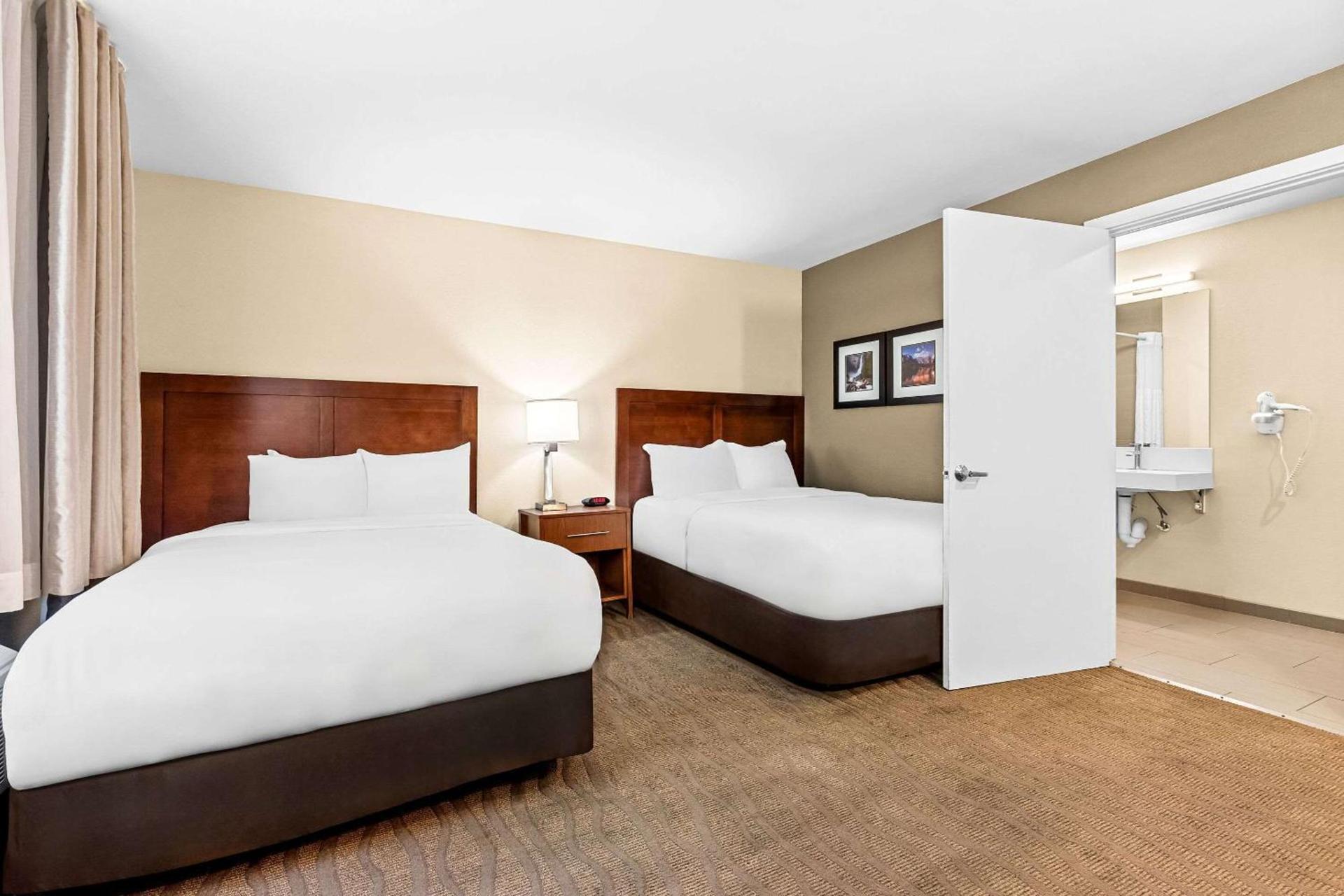 Comfort Inn Modesto photo 11