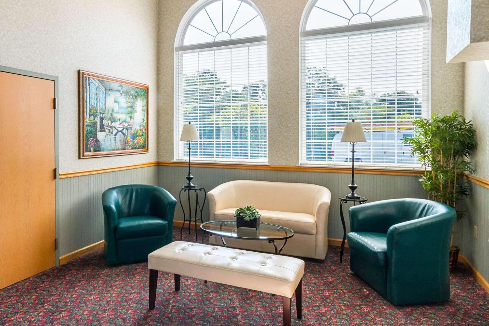 Quality Inn Weston photo 5