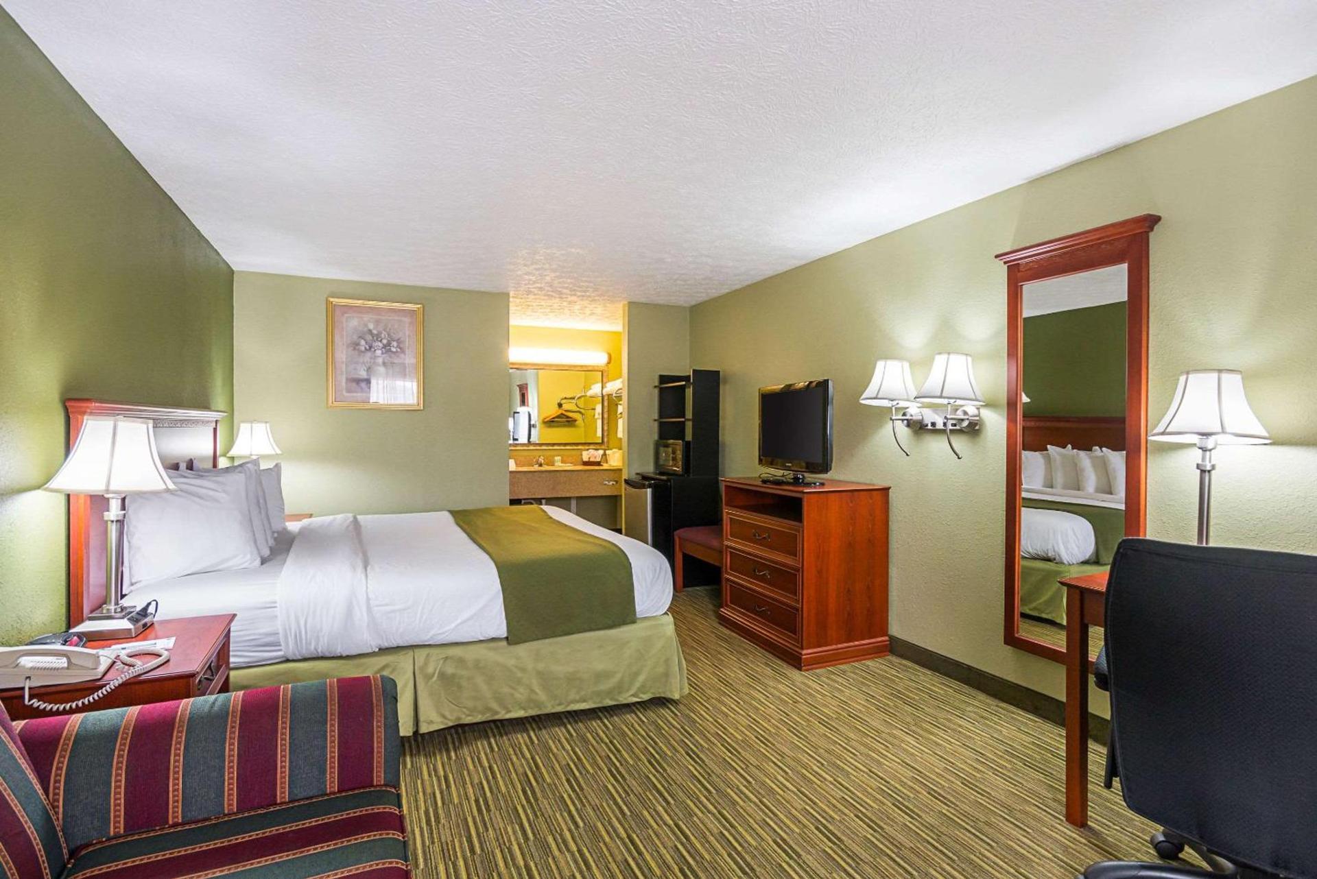 Quality Inn Weston photo 15