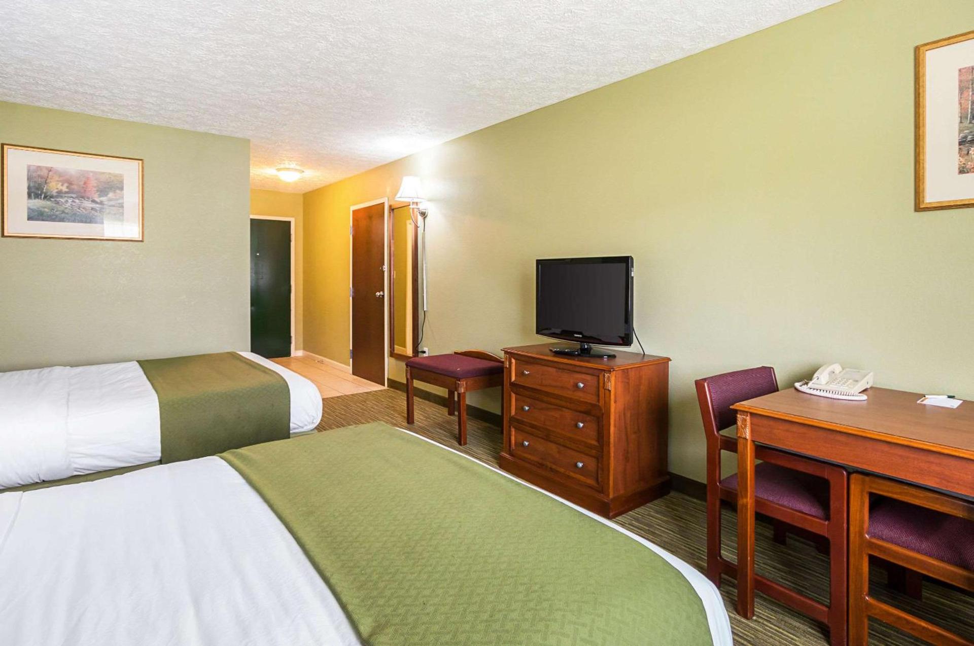 Quality Inn Weston photo 22