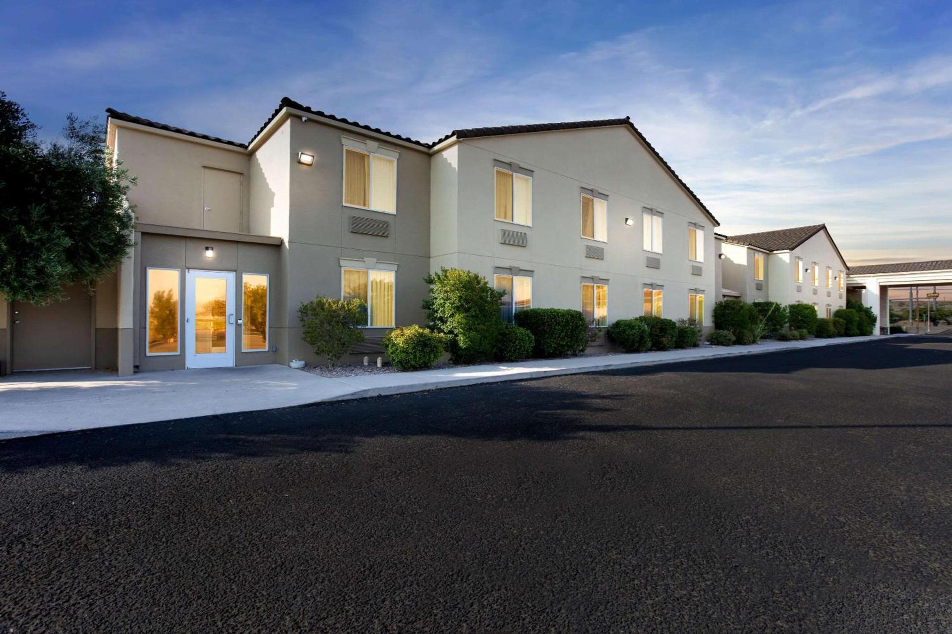 Comfort Inn & Suites I-25 near Spaceport America photo 6