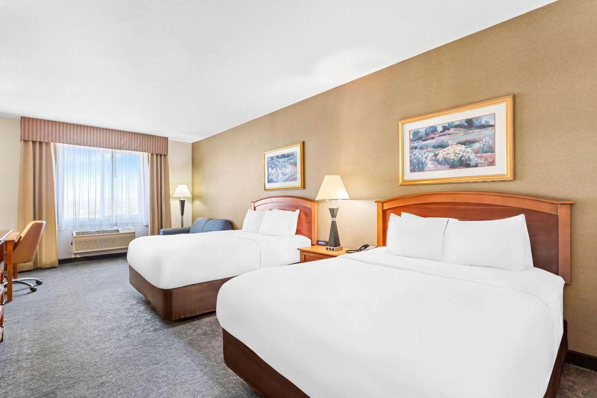 Comfort Inn & Suites I-25 near Spaceport America photo 26