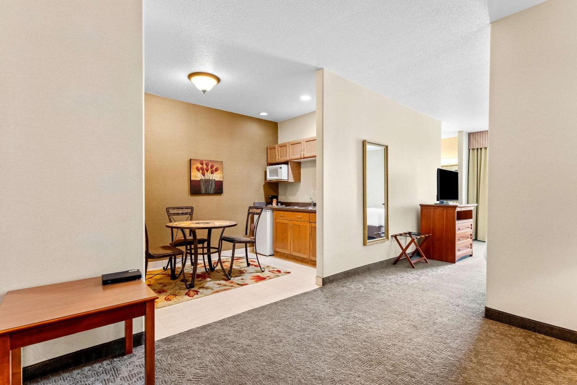 Comfort Inn & Suites I-25 near Spaceport America photo 31