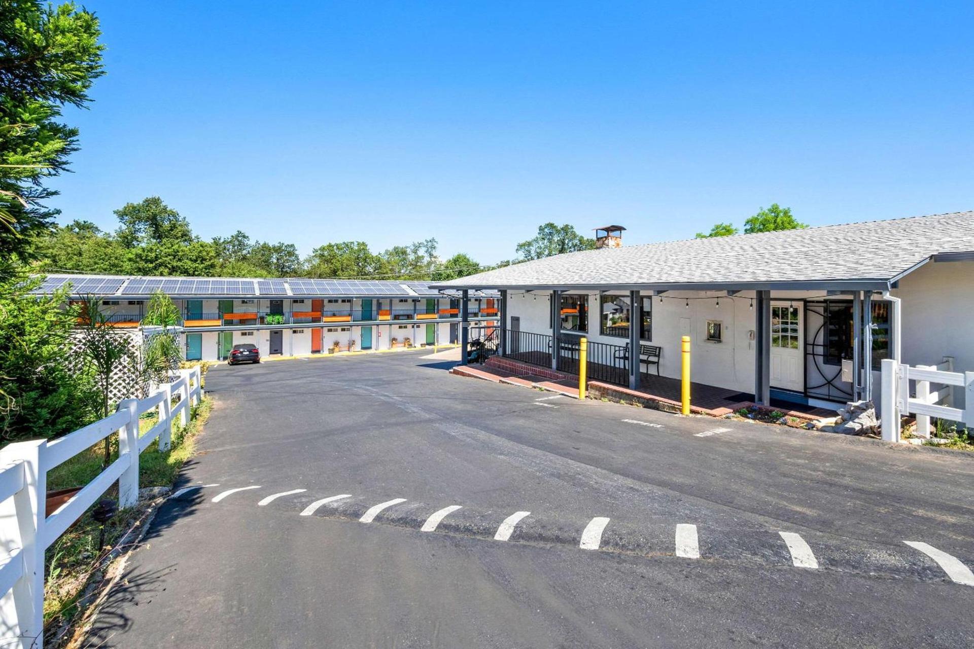 Quality Inn & Suites Jackson photo 3
