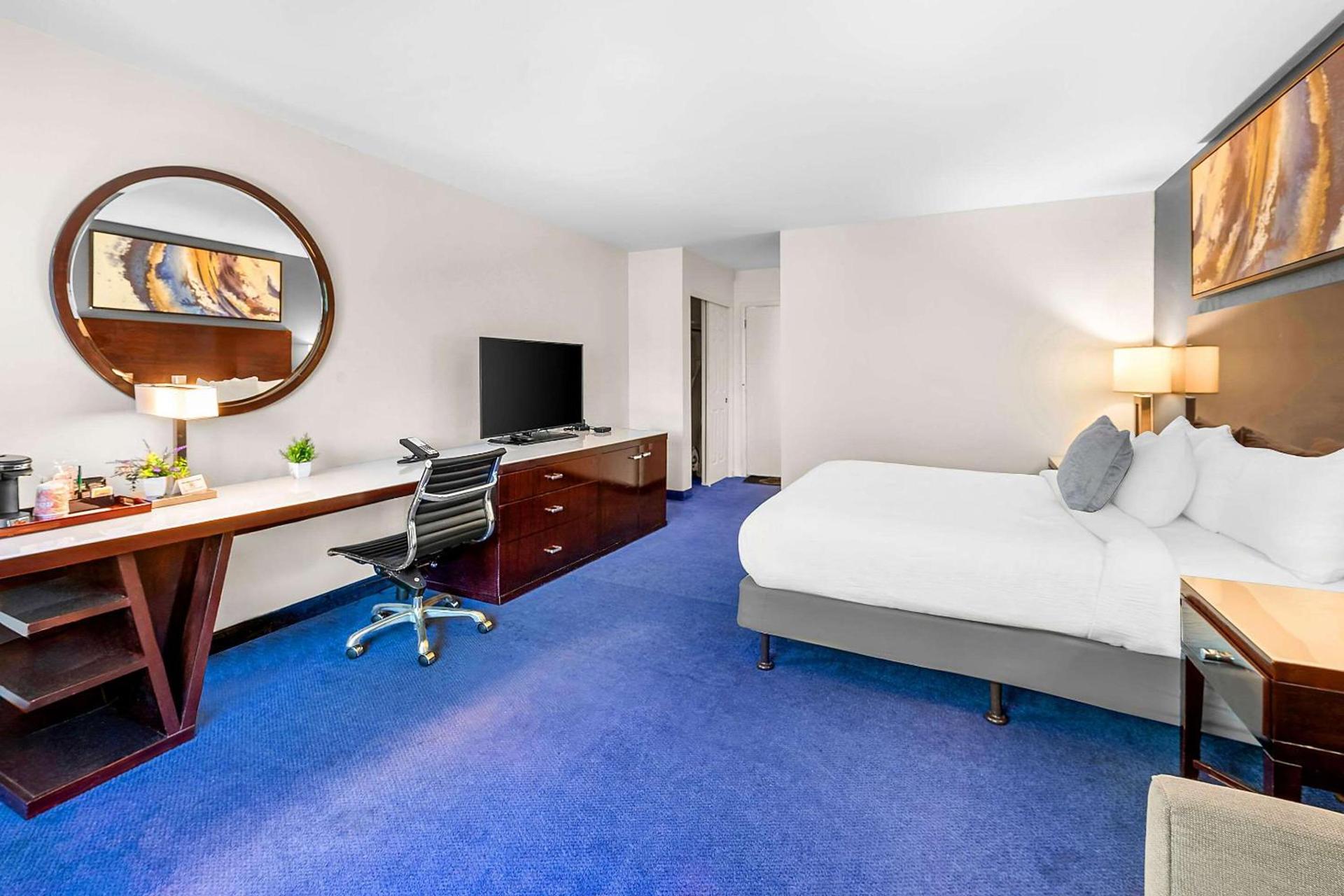 Quality Inn & Suites Jackson photo 11