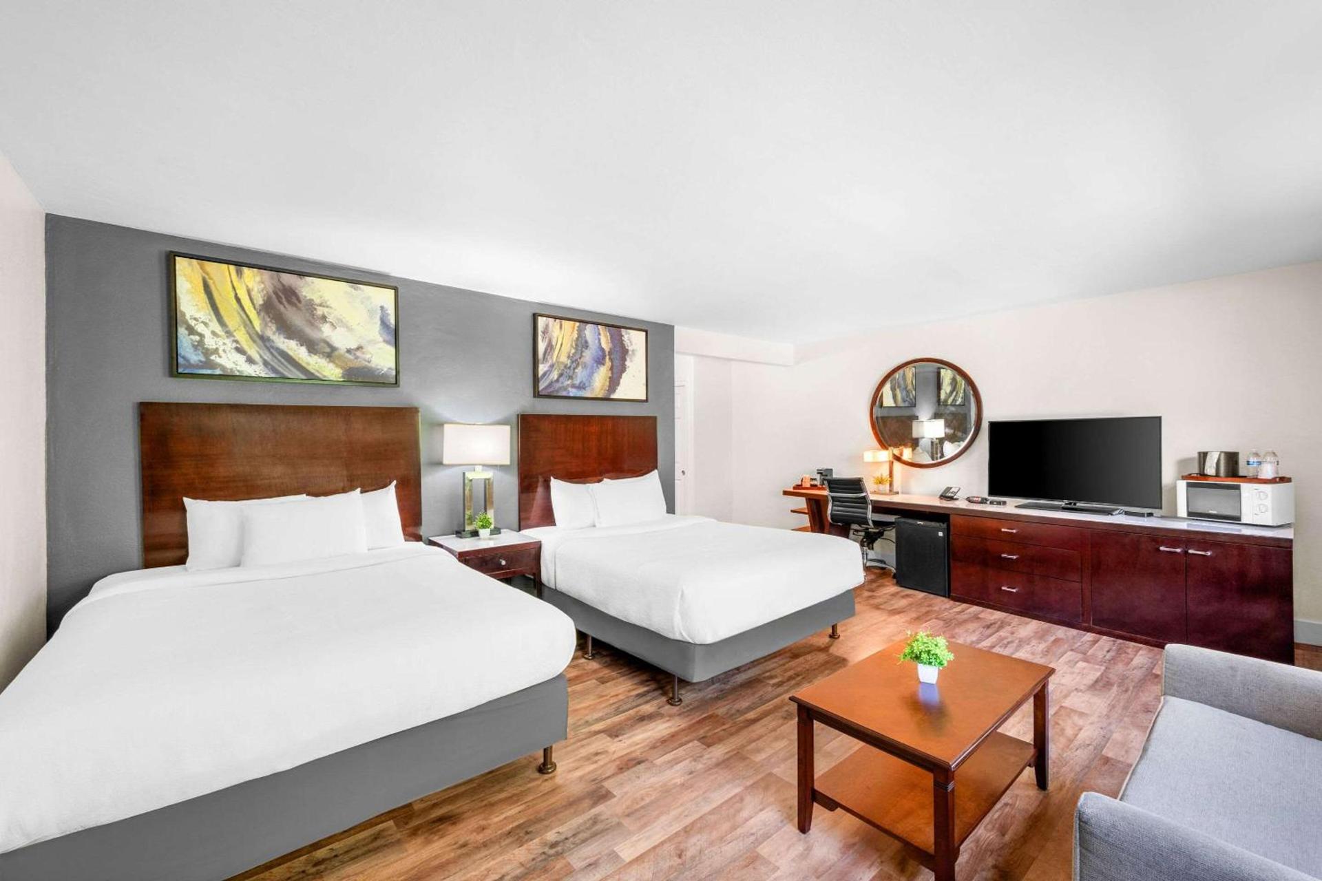 Quality Inn & Suites Jackson photo 16