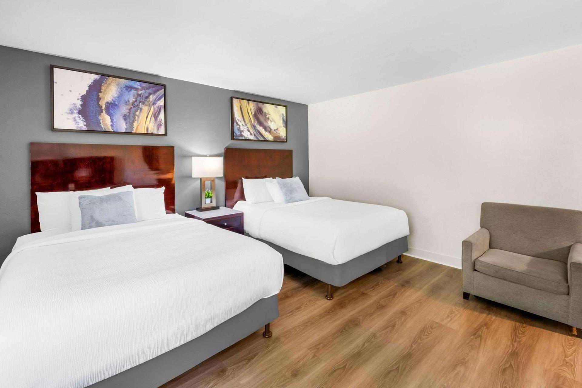 Quality Inn & Suites Jackson photo 35