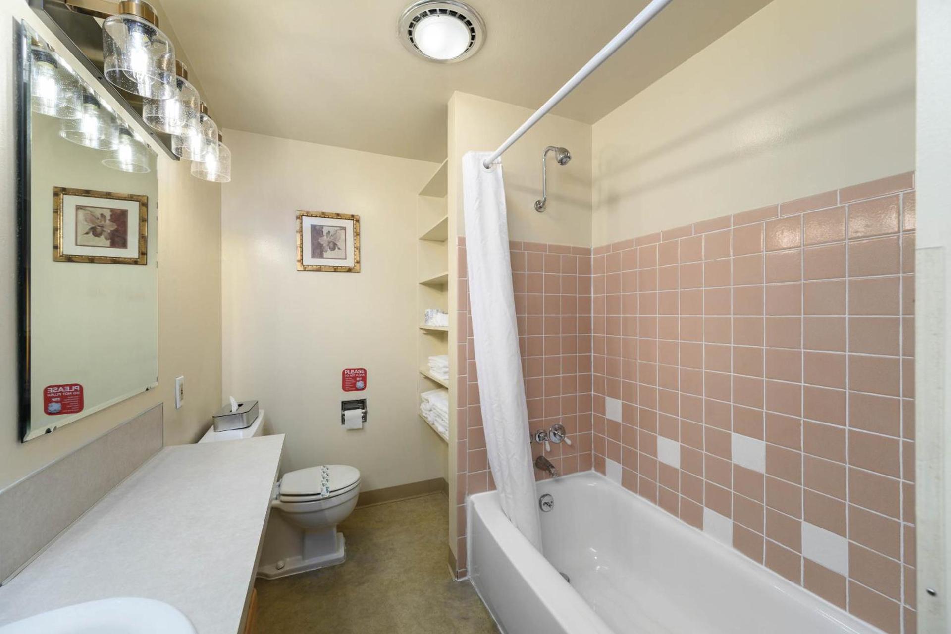 Cocusa Motel photo 74