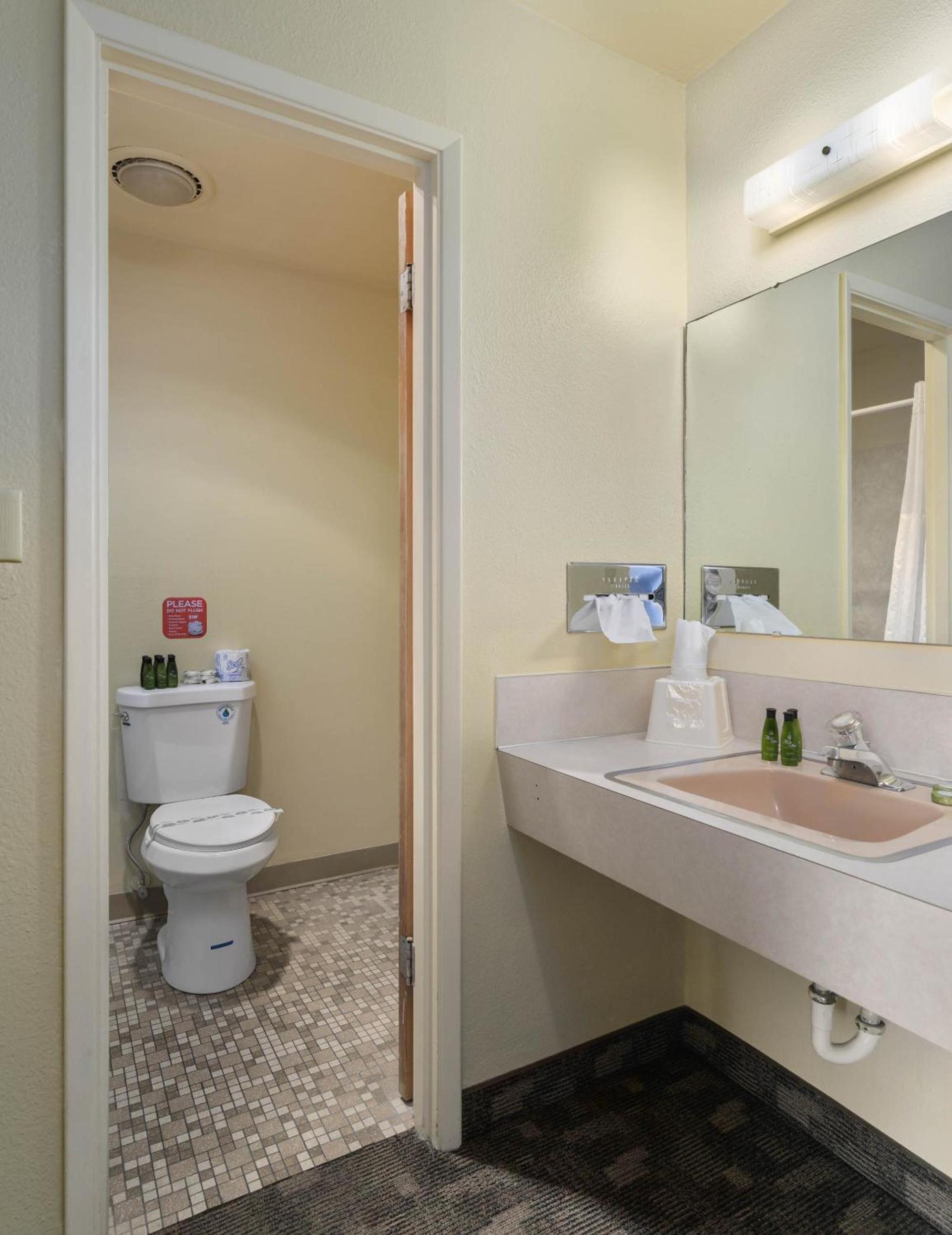 Cocusa Motel photo 84