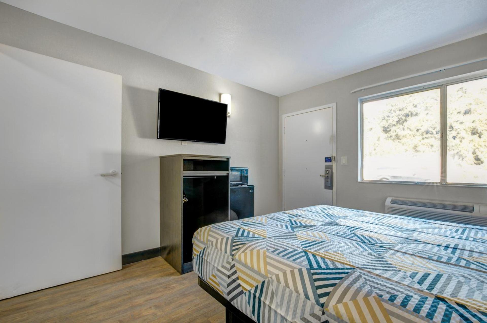 Motel 6-Venice, FL photo 35