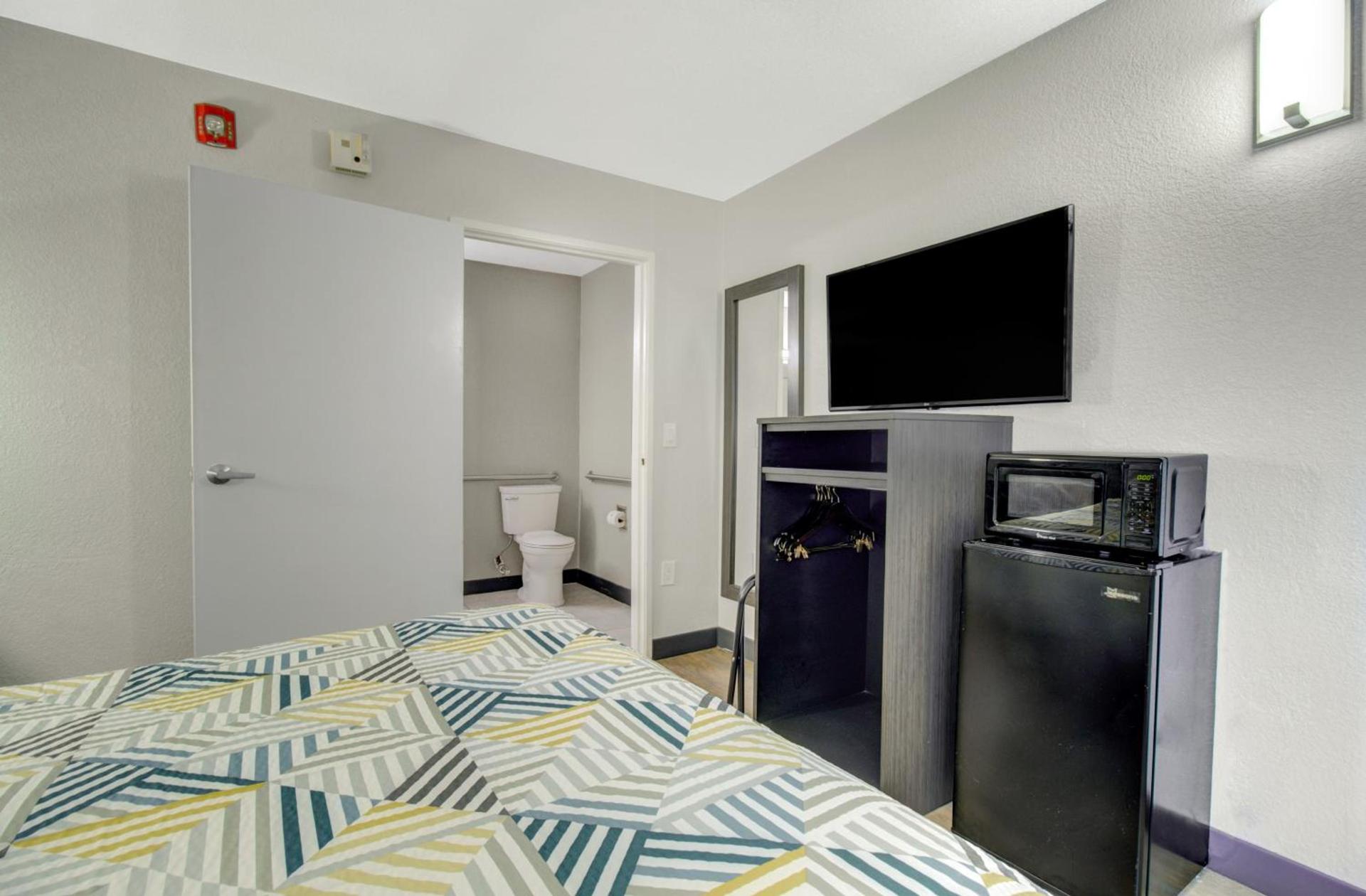 Motel 6-Venice, FL photo 39