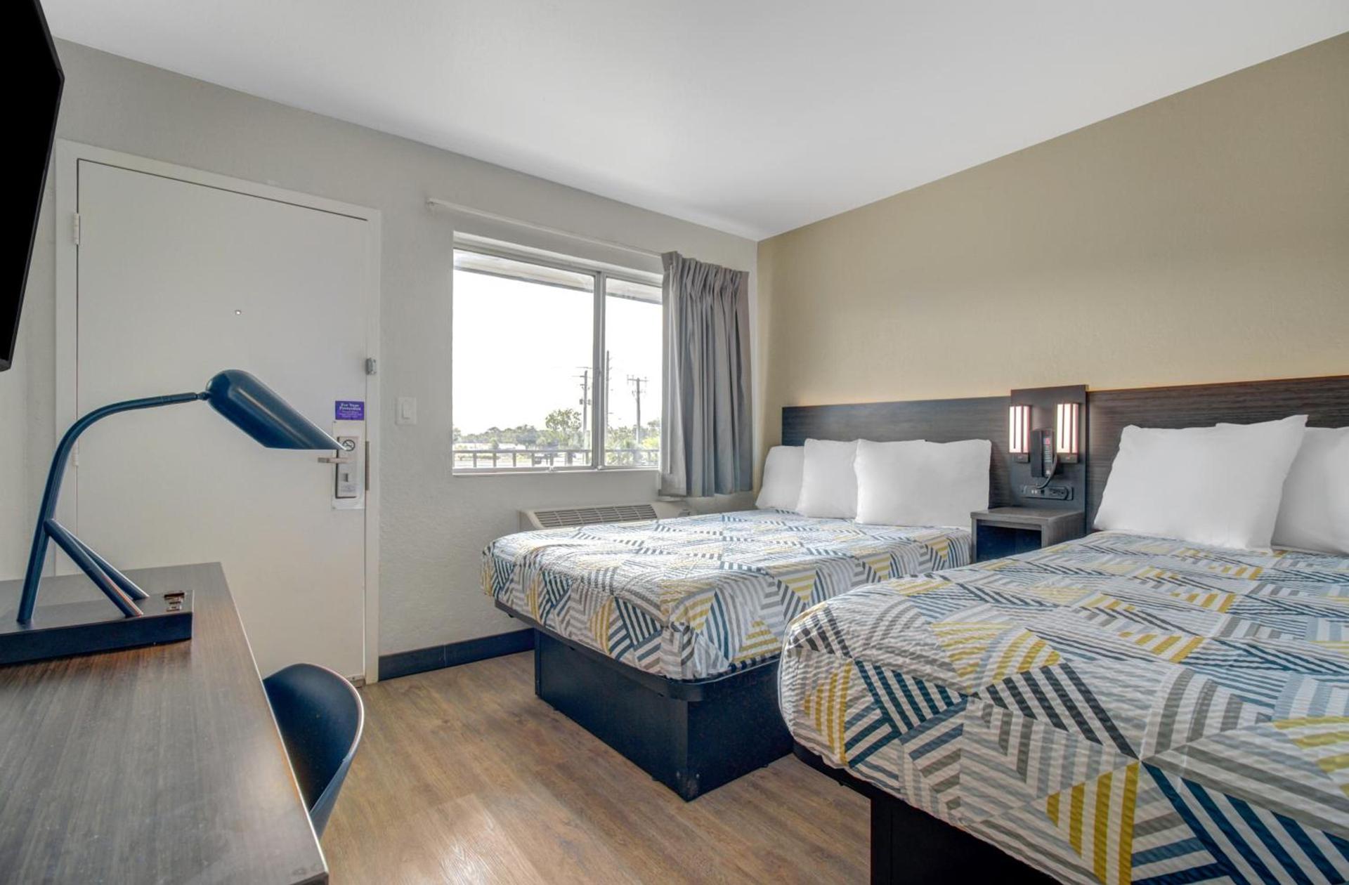 Motel 6-Venice, FL photo 47