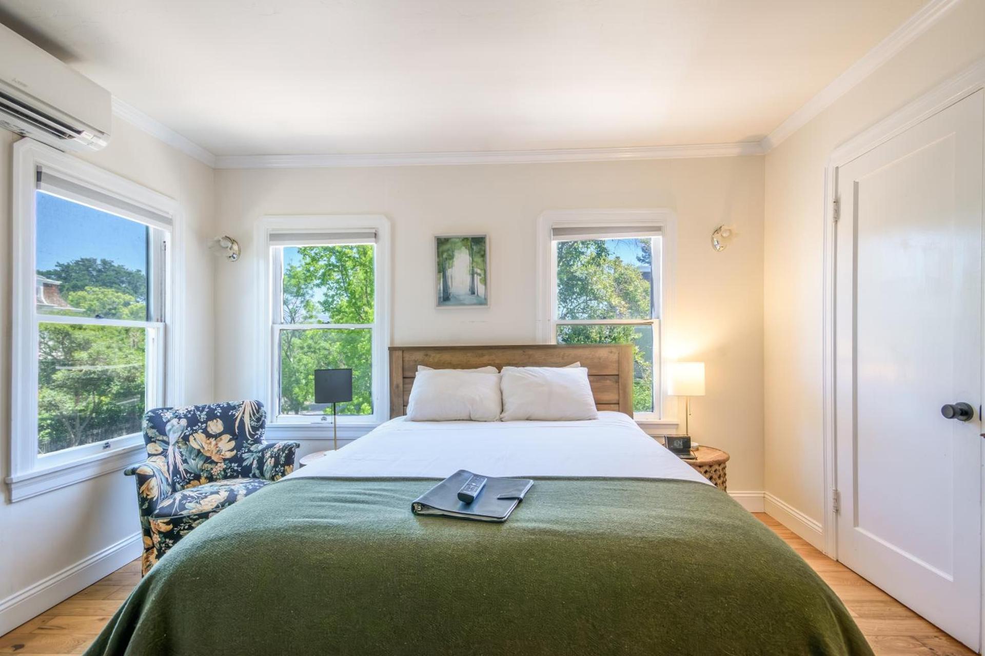 Cedar Gables Inn photo 5