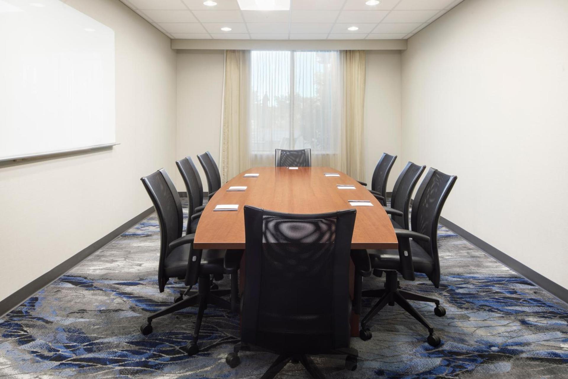 Fairfield Inn & Suites by Marriott Orlando Kissimmee/Celebration photo 12