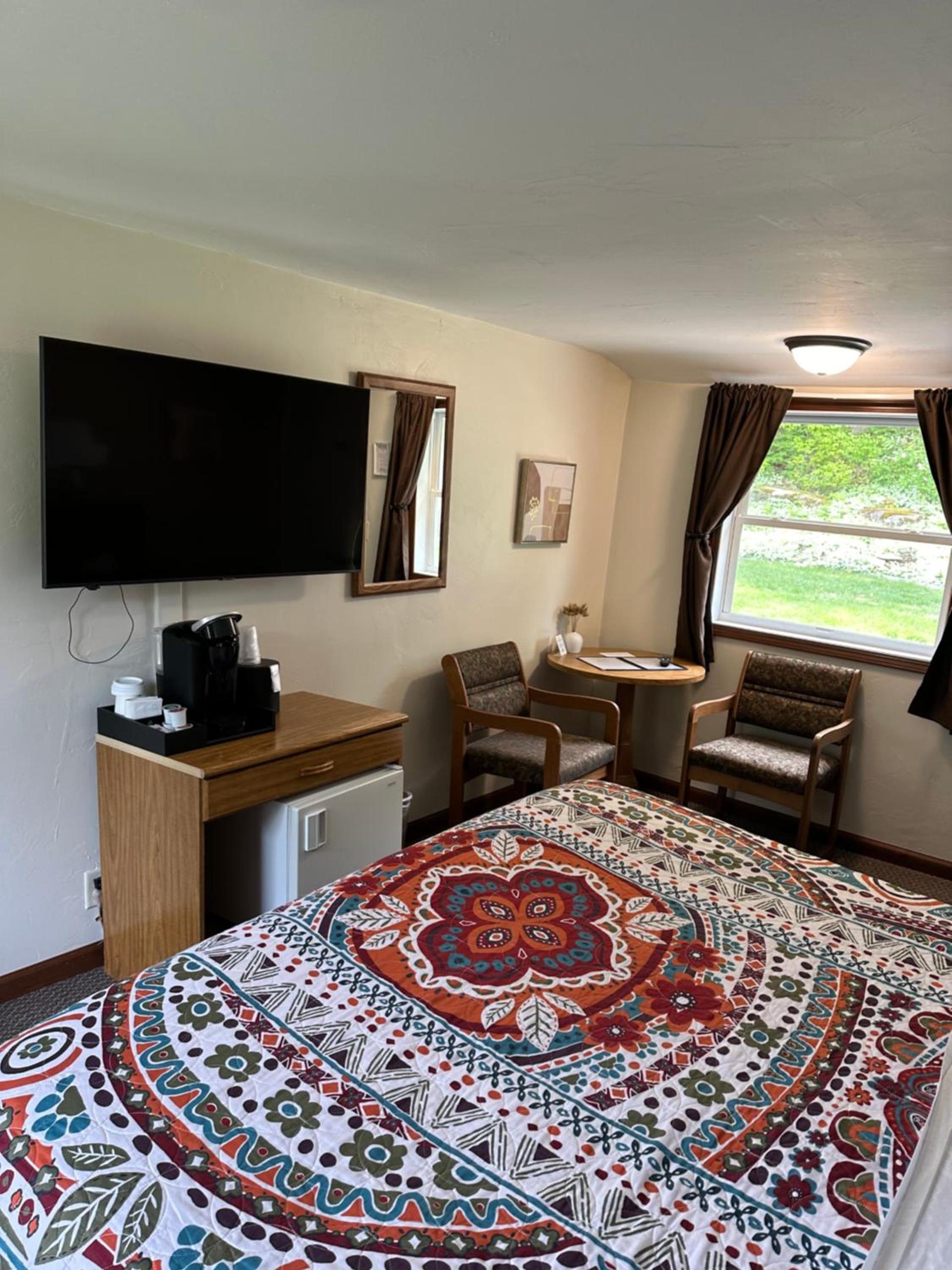 DownTown Inn photo 33