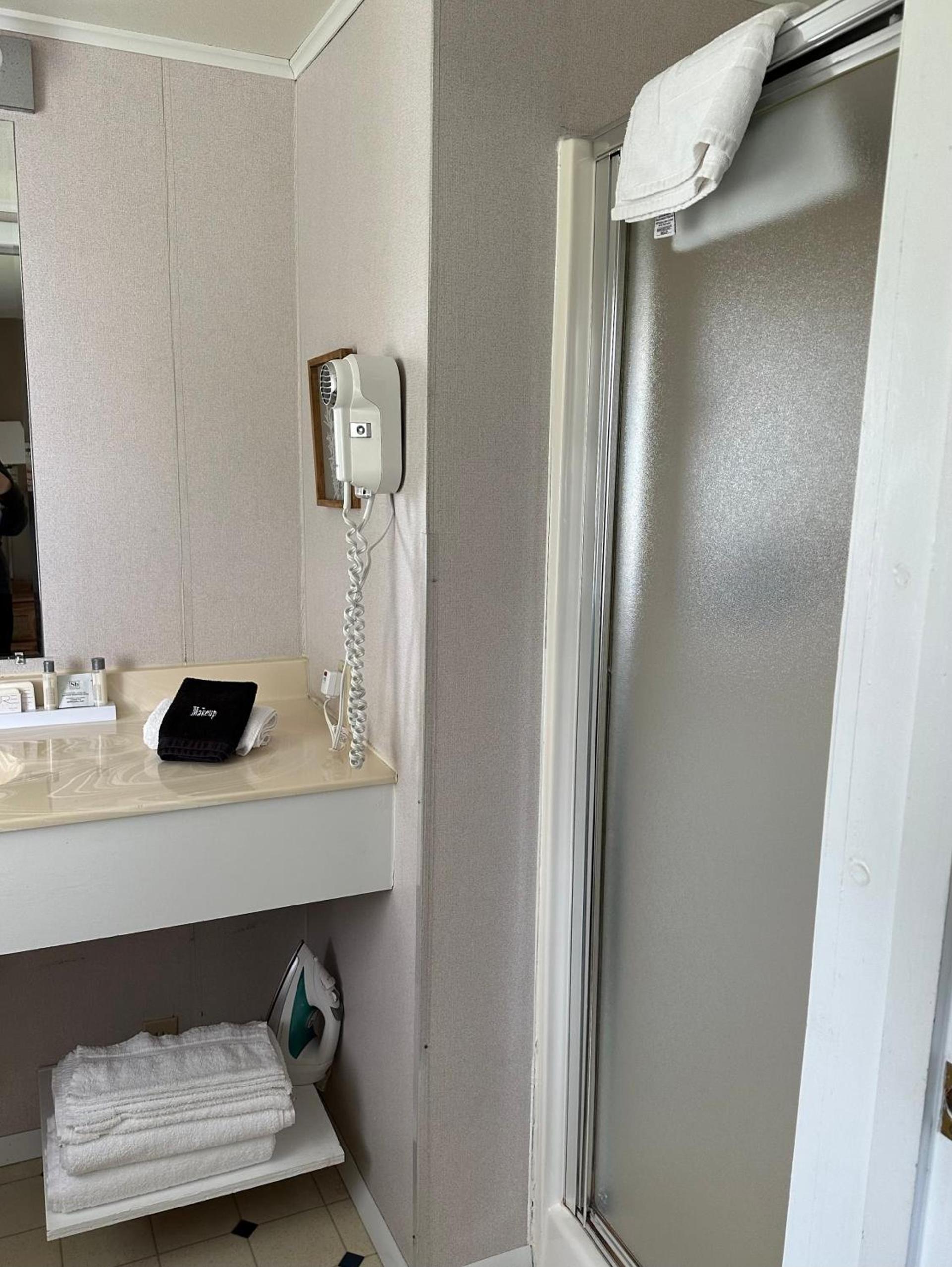 DownTown Inn photo 31