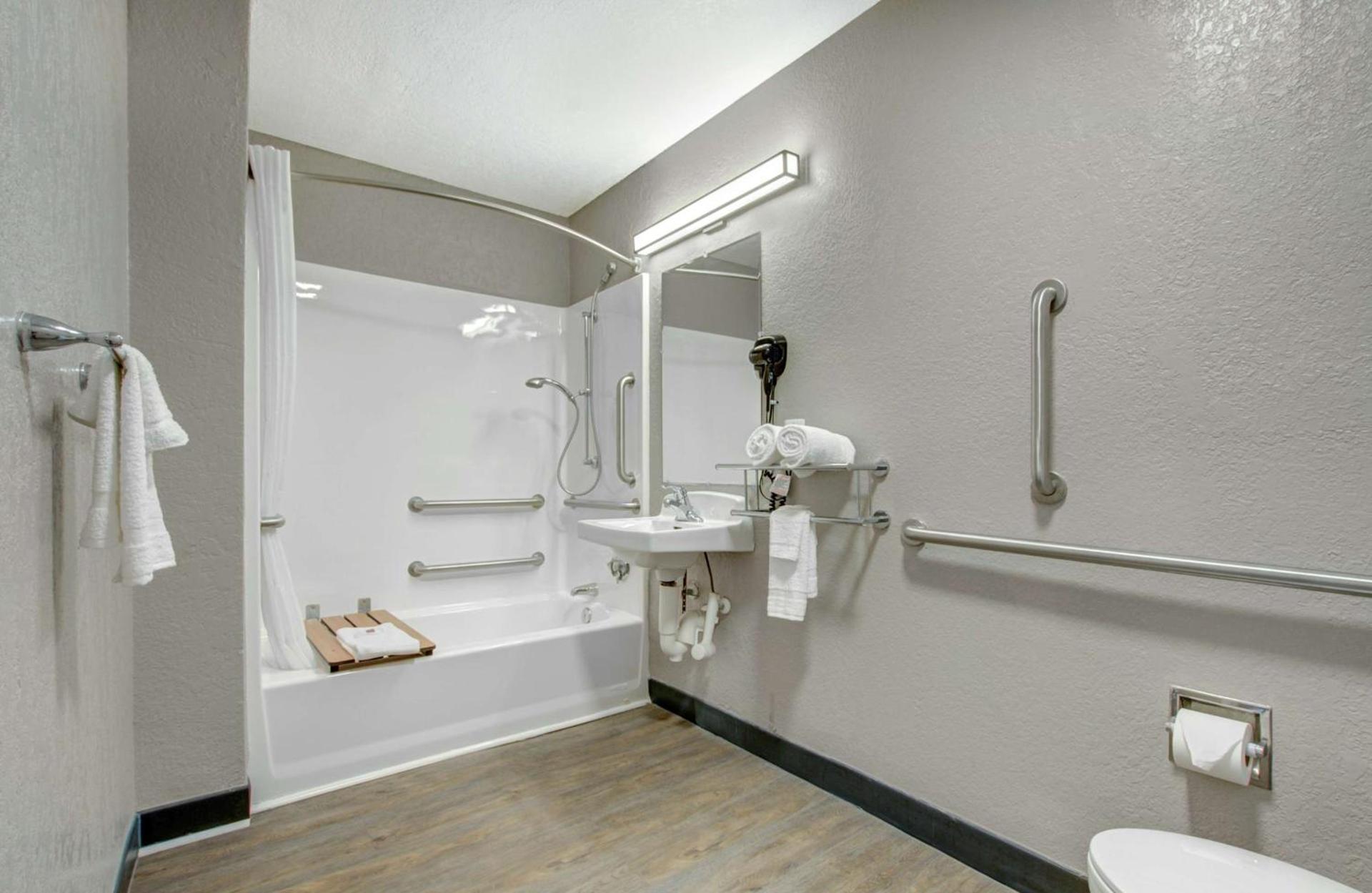 Motel 6-Venice, FL photo 17