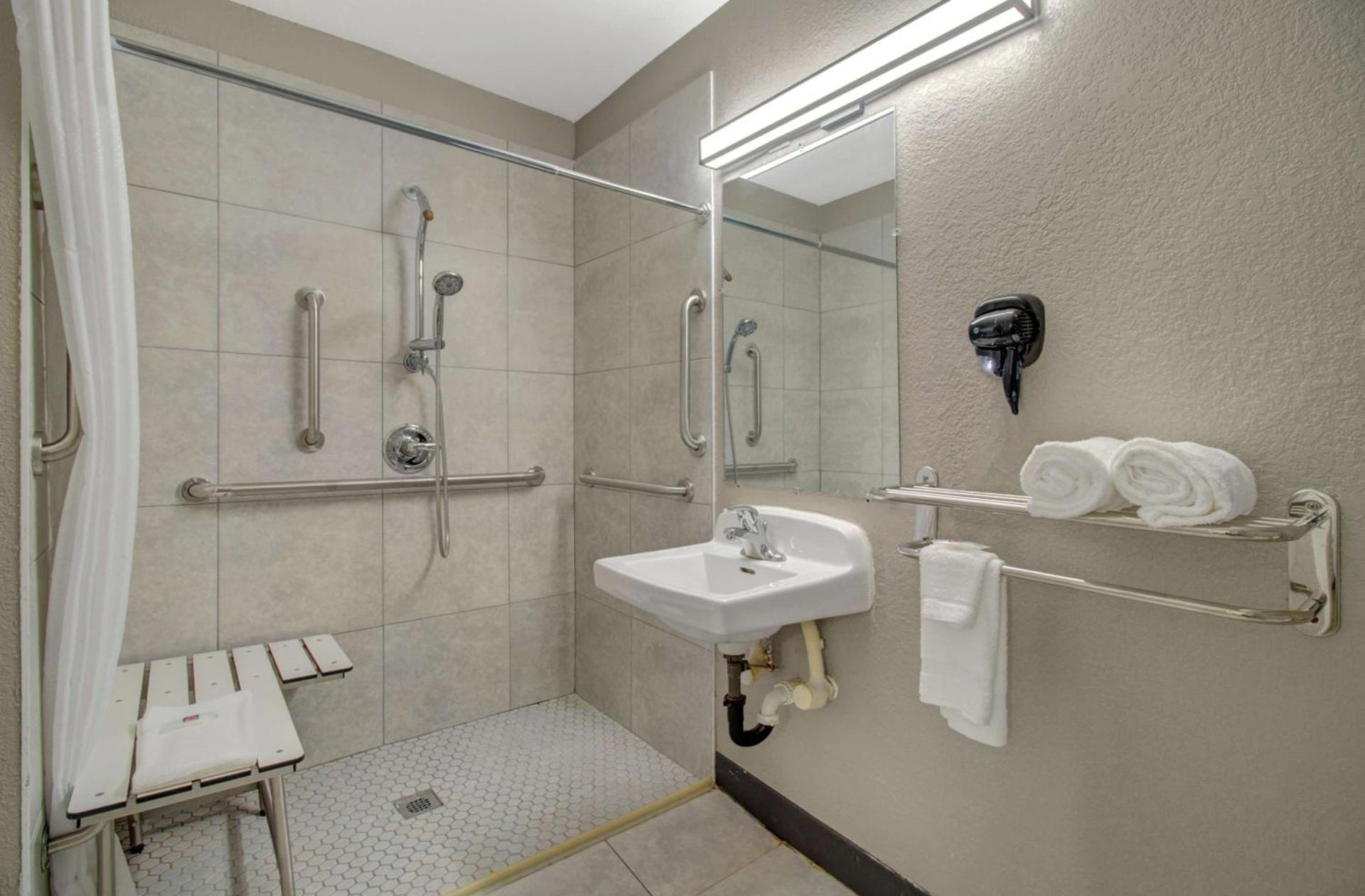 Motel 6-Venice, FL photo 16
