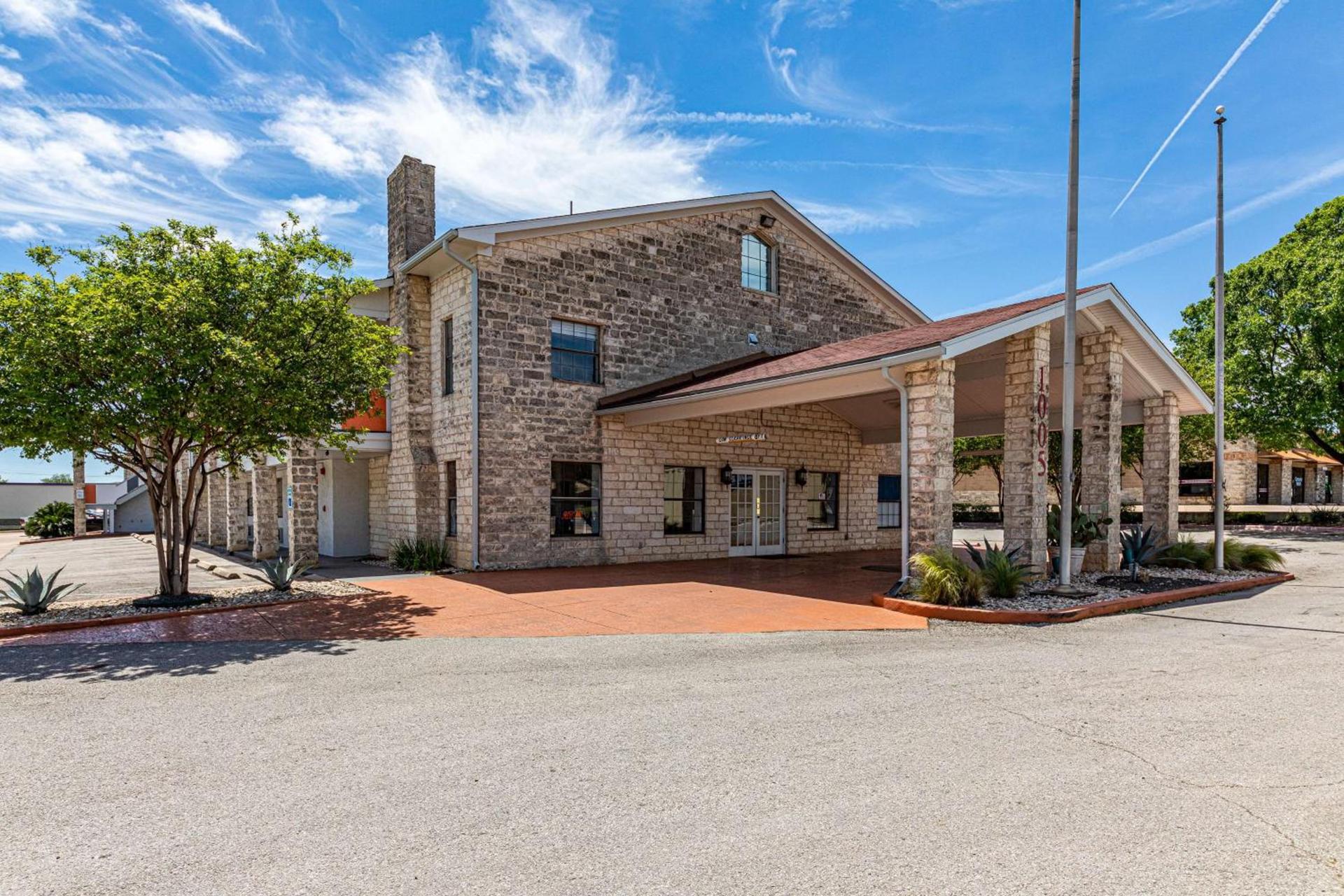 Motel 6-Georgetown, TX photo 2