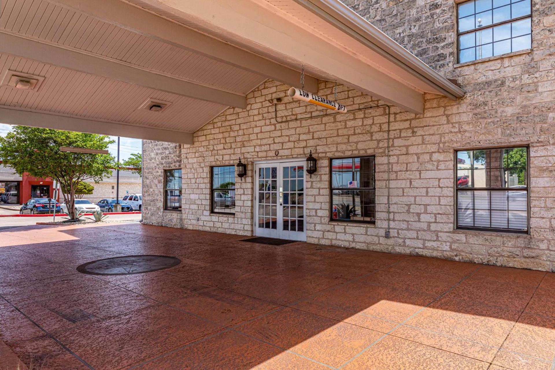 Motel 6-Georgetown, TX photo 5