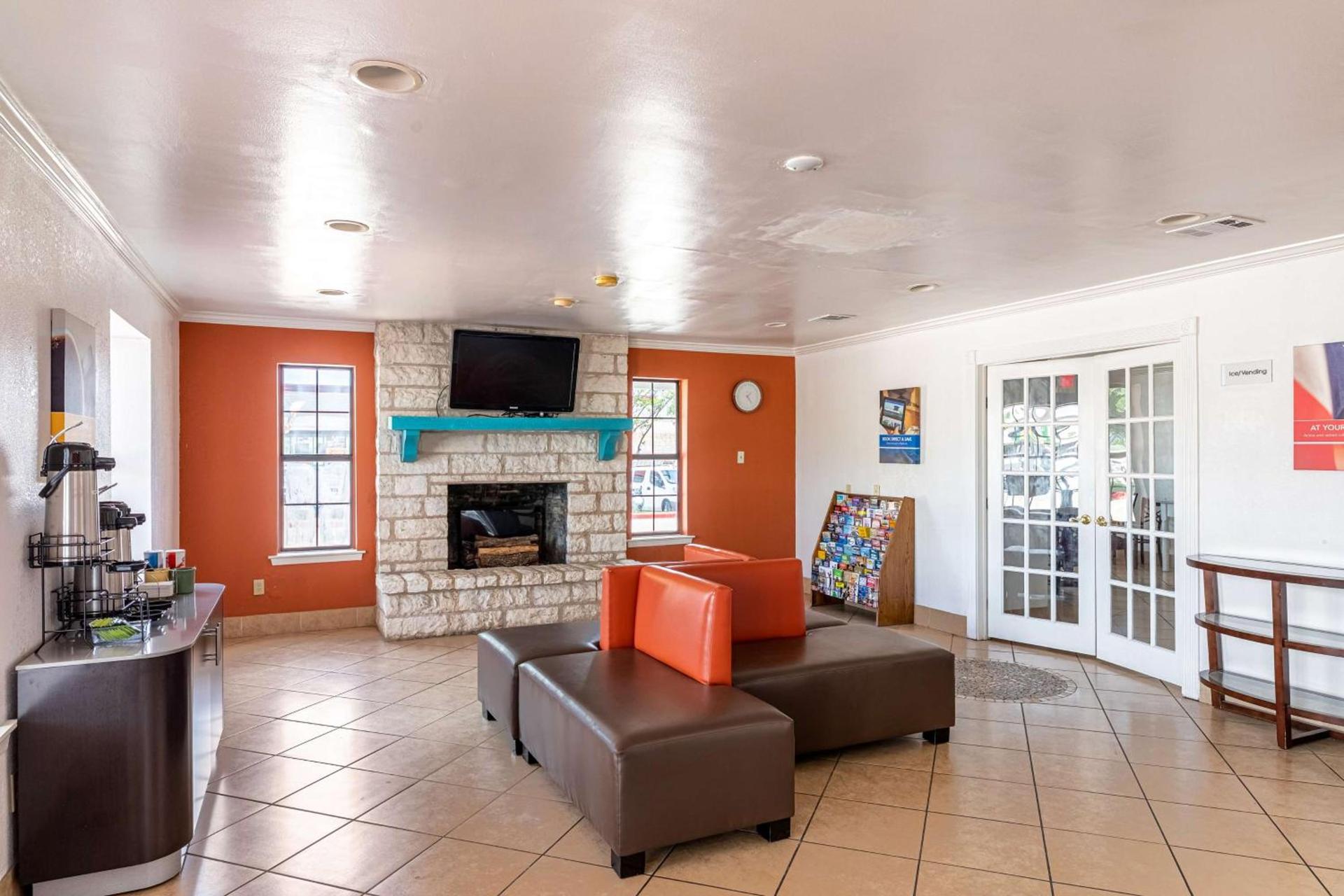 Motel 6-Georgetown, TX photo 27