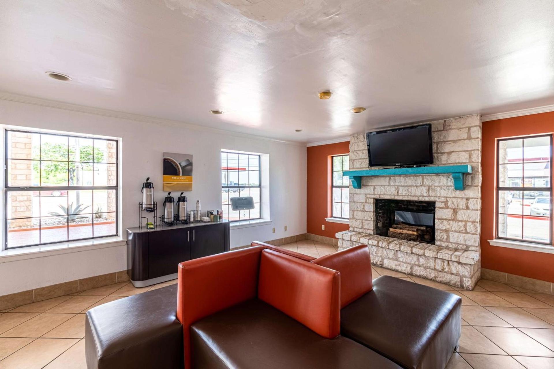 Motel 6-Georgetown, TX photo 29